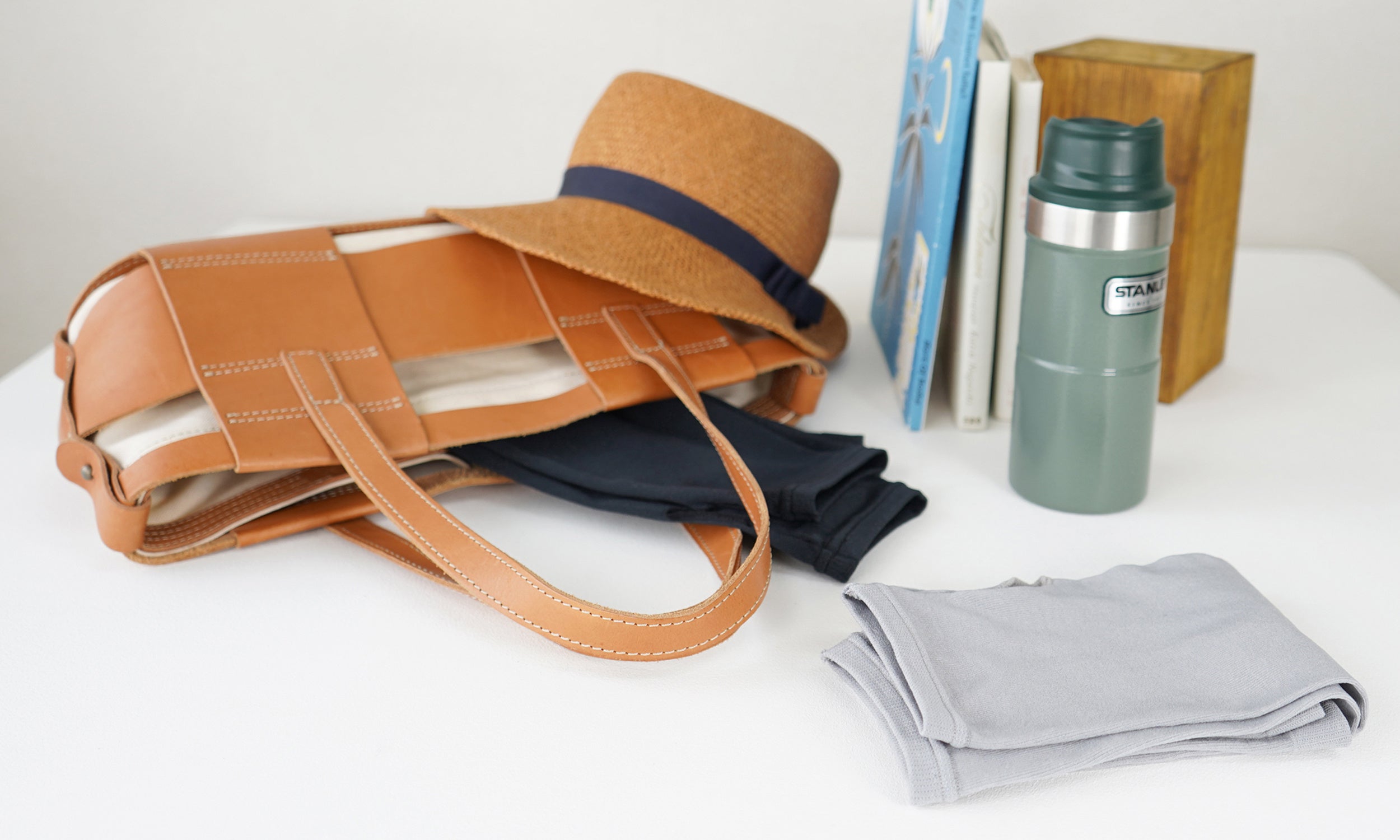 持ち運びしやすいので、日焼け対策はもちろん冷房対策としても活躍。