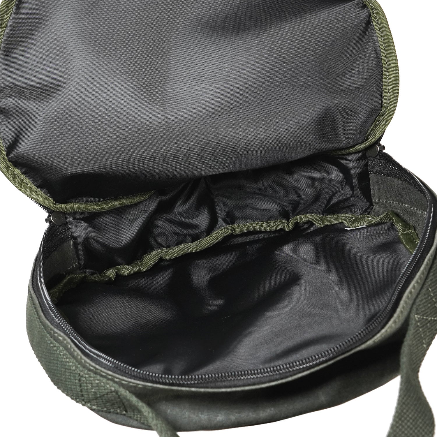 底にクッション材入り