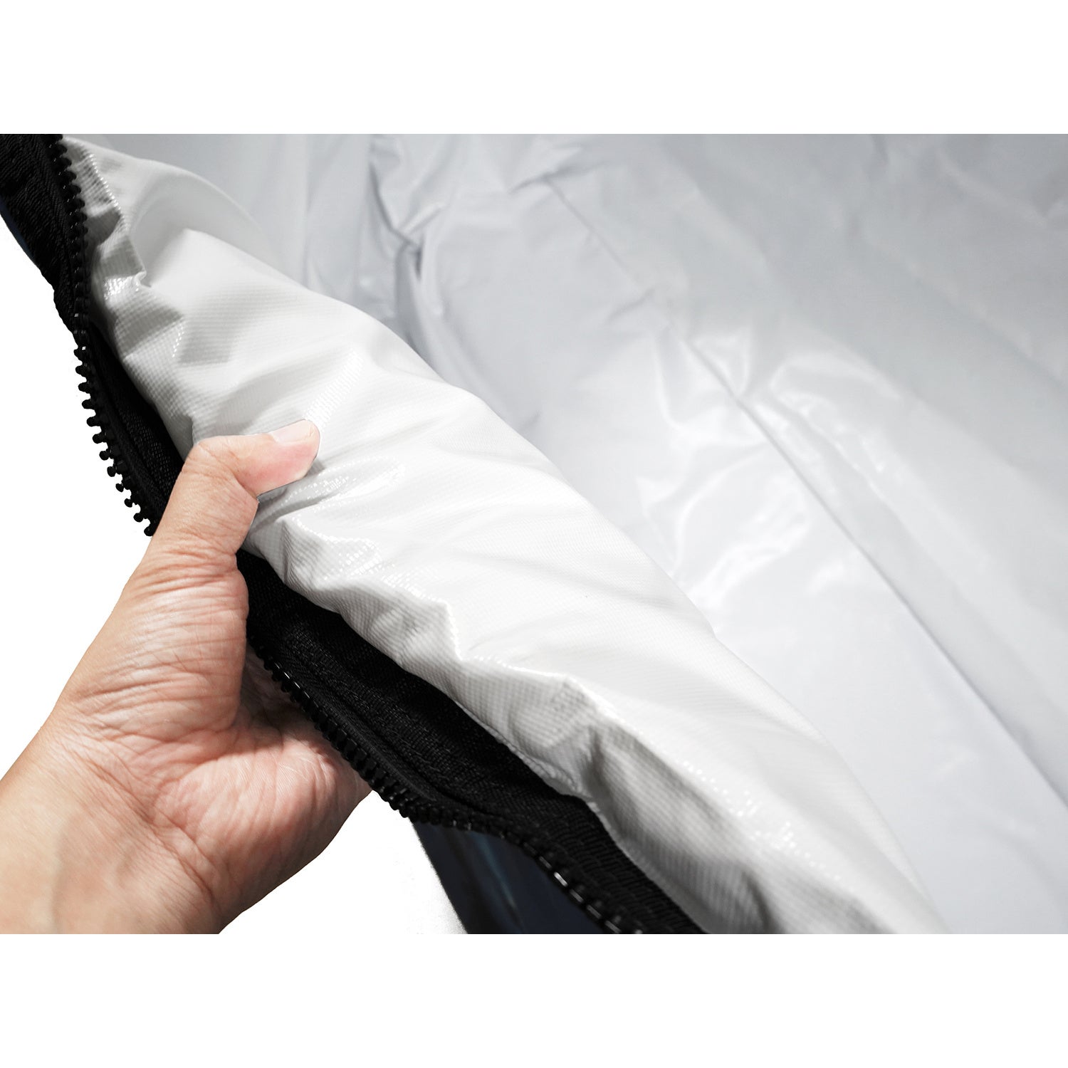 魚のヒレで傷つかないインナー素材