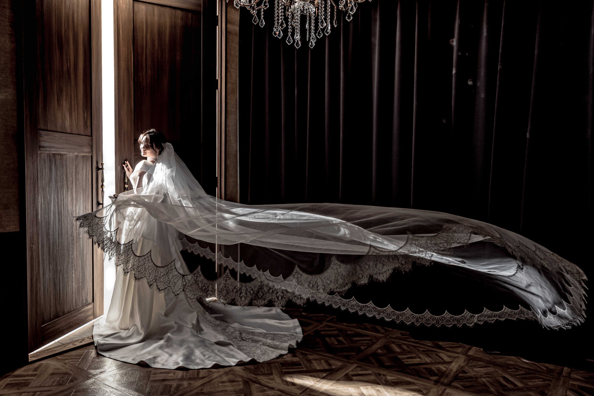 フォトウェディングスタジオ「BLANZ心斎橋」〈5th anniversary supreme collection〉を発表 | 株式会社明来エンタープライズのプレスリリース