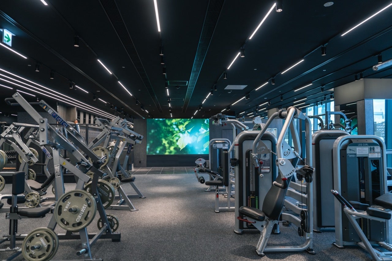 最新のトレーニングマシンを完備