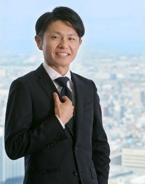 著者：余語　光