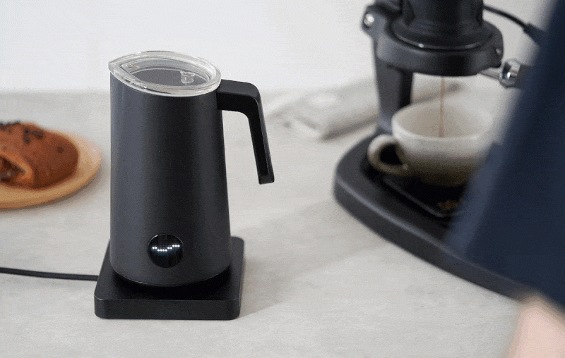 これは魔法なのか！？「絶品つやとろミルク」の決定版、ナノフォーマー