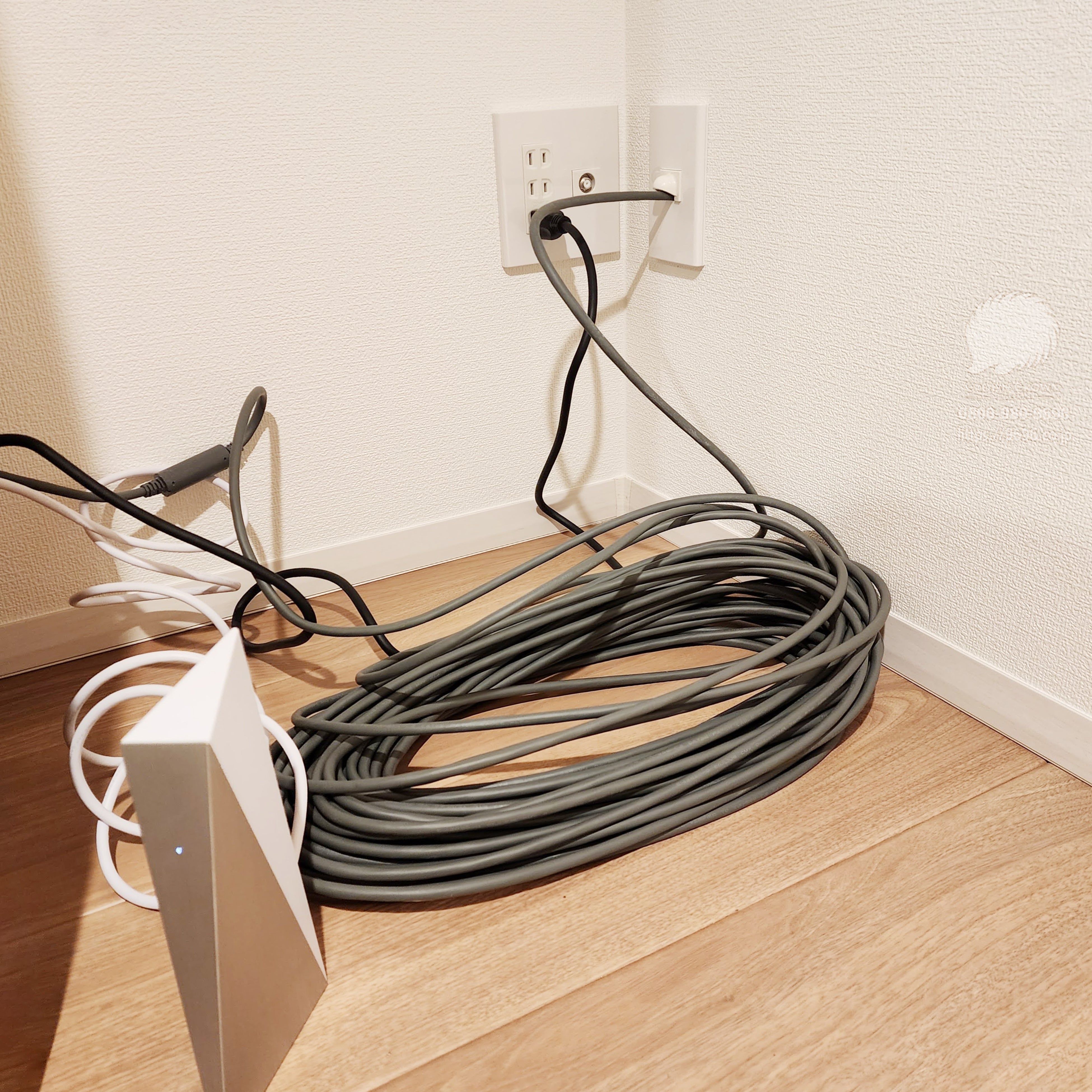 室内の配線取り出し2