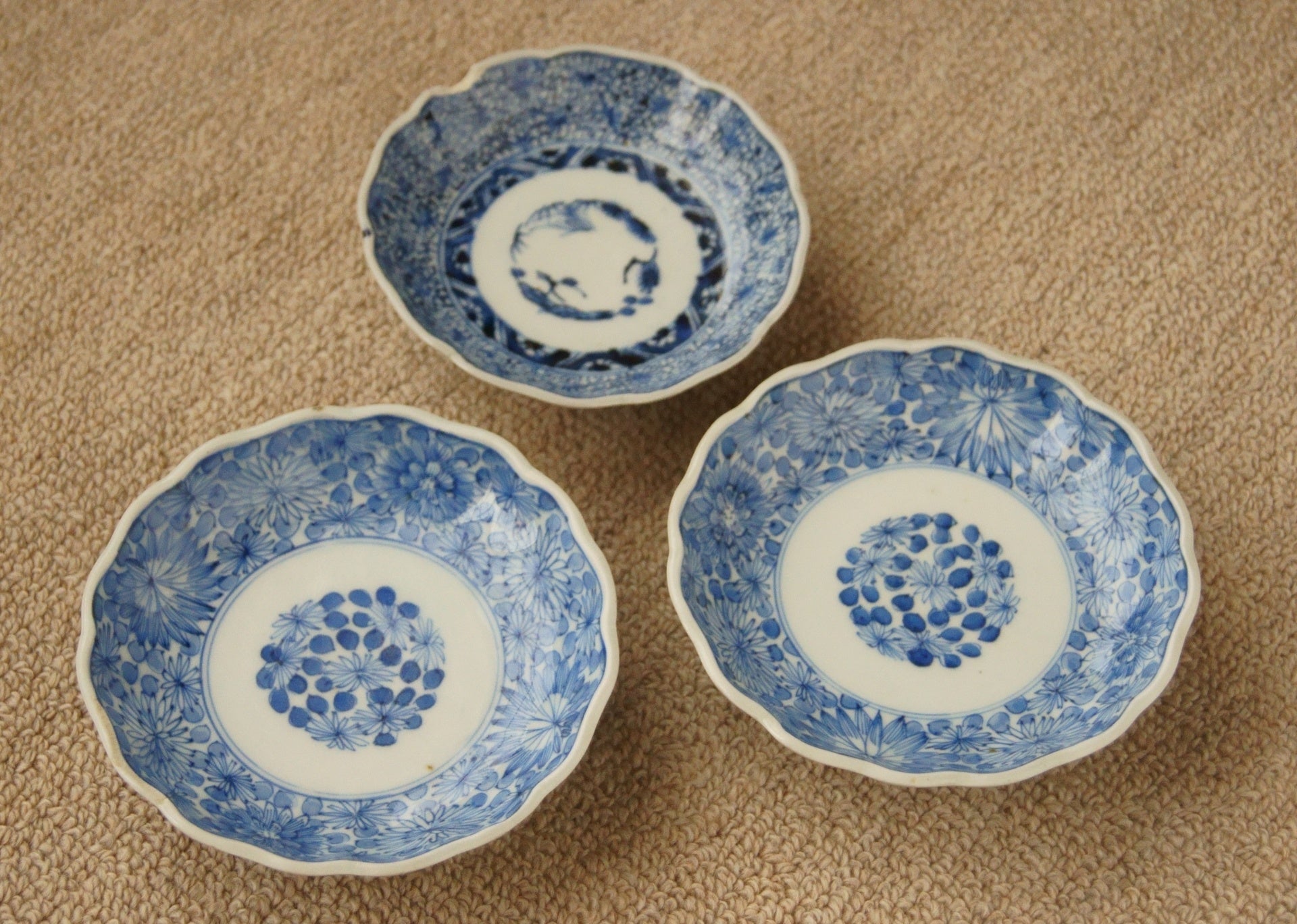 色鮮やかな有田焼