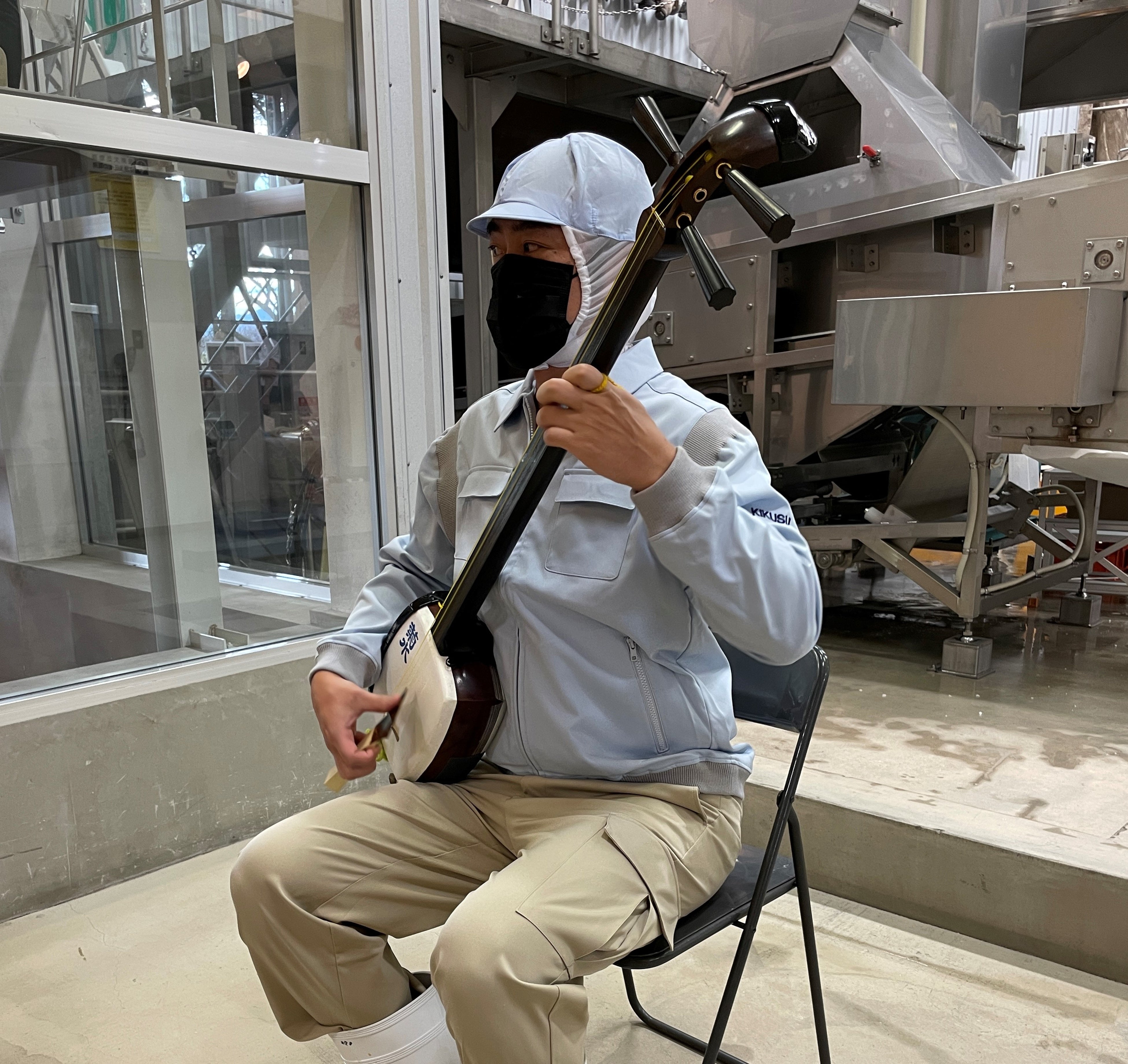 三味線を奏で聴かせた日本酒『史水』を限定発売 | 菊水酒造株式会社の