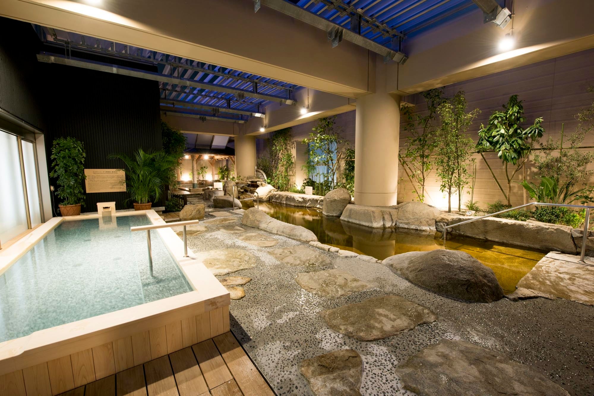 「東京ドーム天然温泉 スパ ラクーア」