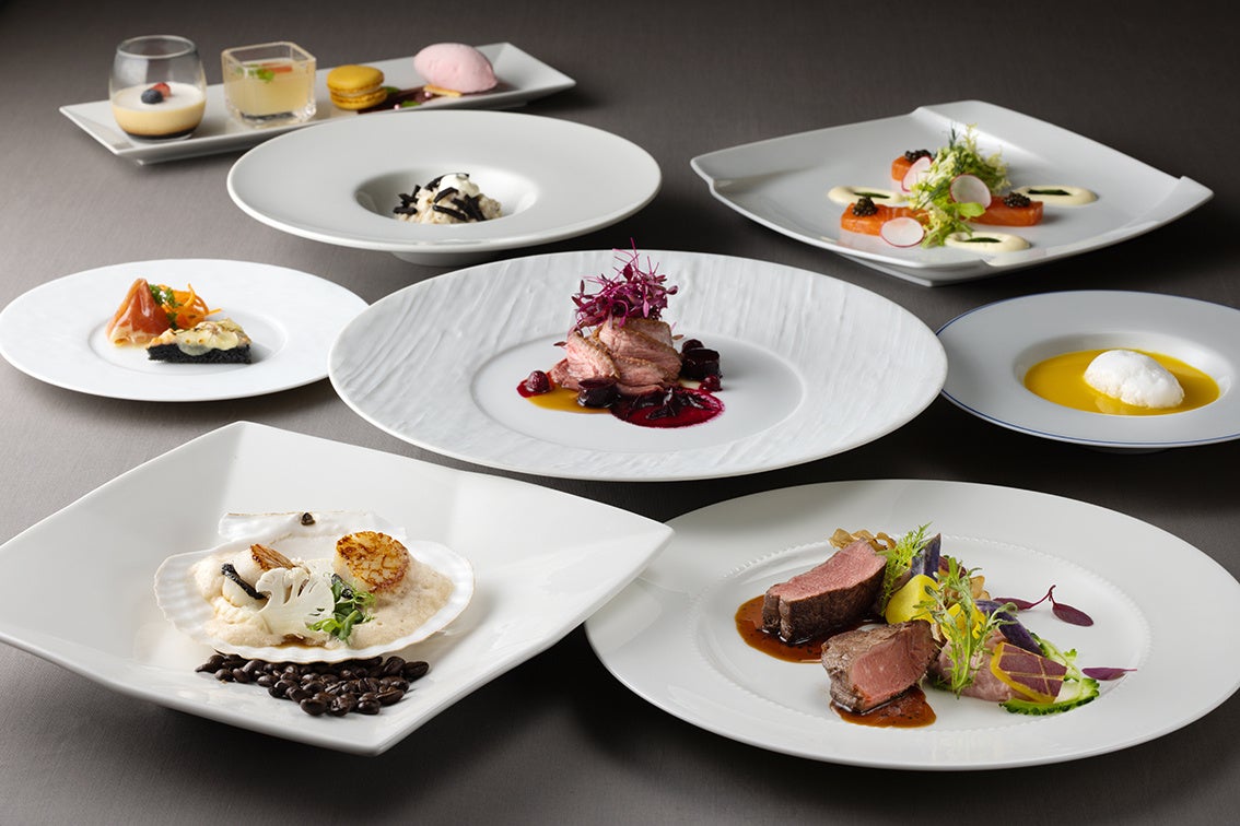 ダイニング「ドゥ ミル」特別ディナーコースイメージ