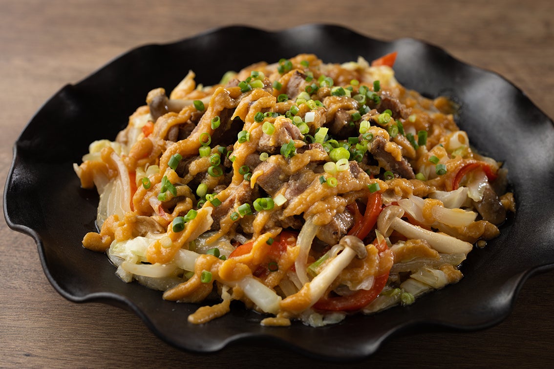 北海道産豚のちゃんちゃん焼き風 北海道バター味噌ソース（ディナー限定）