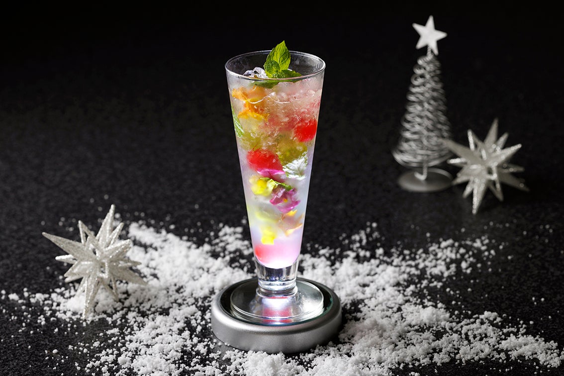 バー「2000」イルミネーションカクテル「Winter Bouquet」（ウィンター・ブーケ）