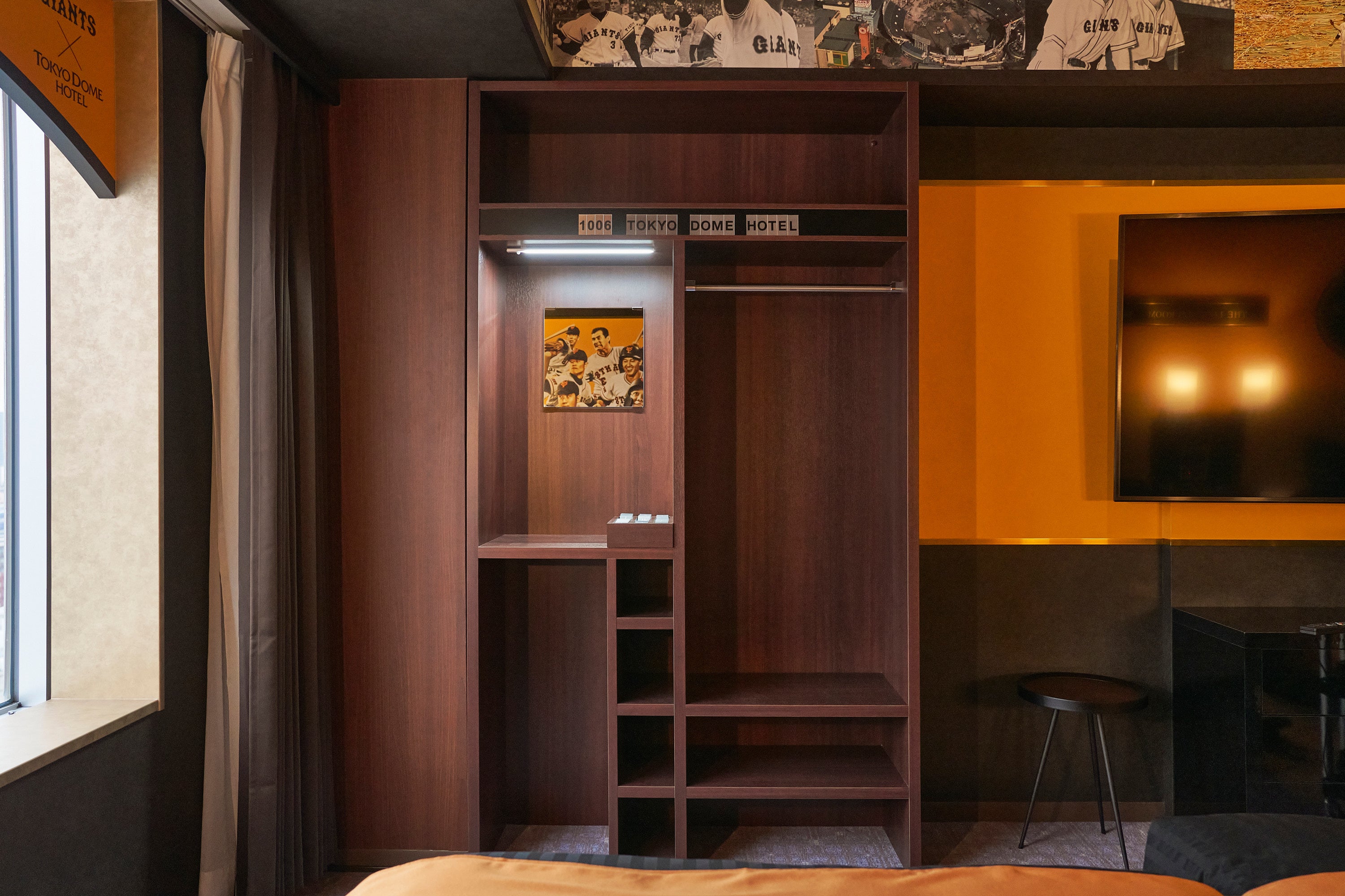 「スタジアムロッカー」