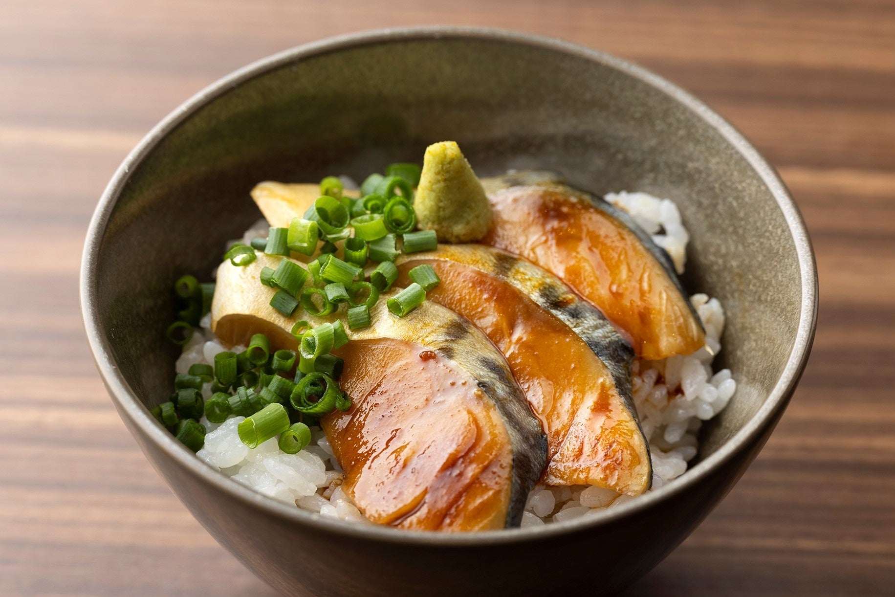【青森】八戸銀サバトロづけ丼