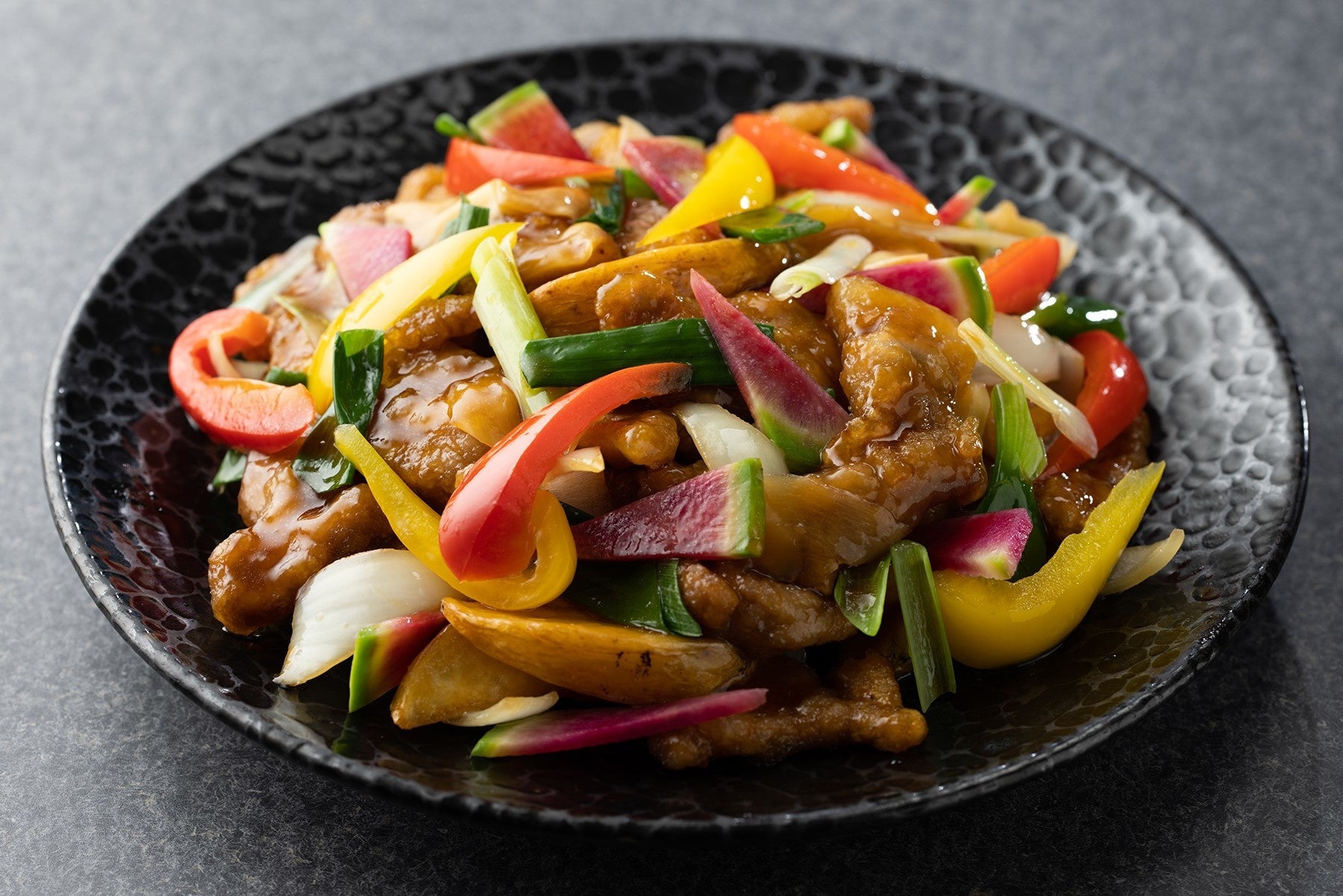 豚肩ロースと彩り野菜のジンジャーソース炒め