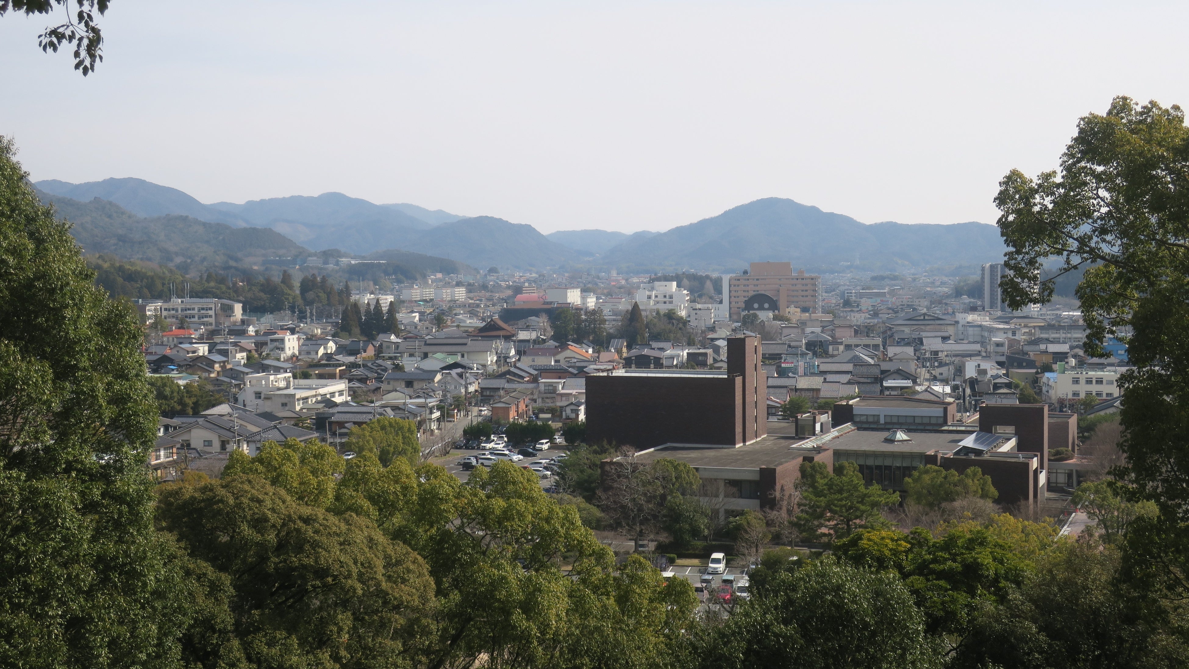 ザビエル公園から京都に似た山口市内を見渡すことが出来る