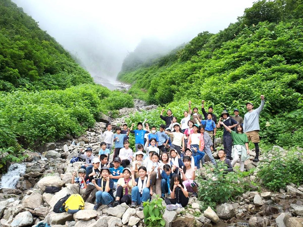 参加みんなで助けあって登った日本百名山の一つ「雨飾山」