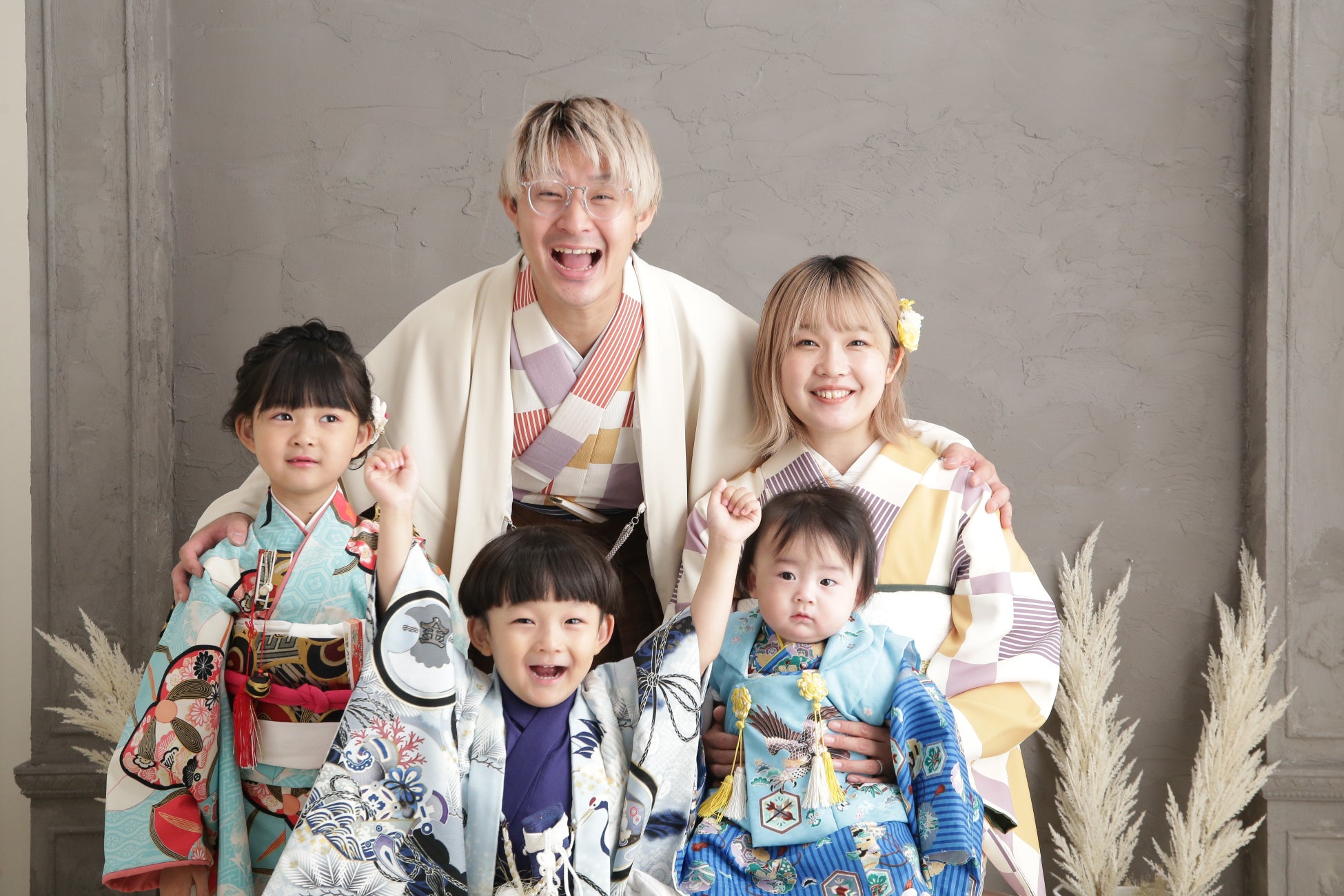 スタジオキャラットが人気tiktokerゆずみつさんとコラボ 七五三撮影のドッキリ企画動画を9月11日 日 公開 株式会社キャラットのプレスリリース スタジオキャラットが人気tiktokerゆずみつさんとコラボ 七五三撮影のドッキリ企画動画を9月11日 日 公開 株式会社キャラットのプレスリリース