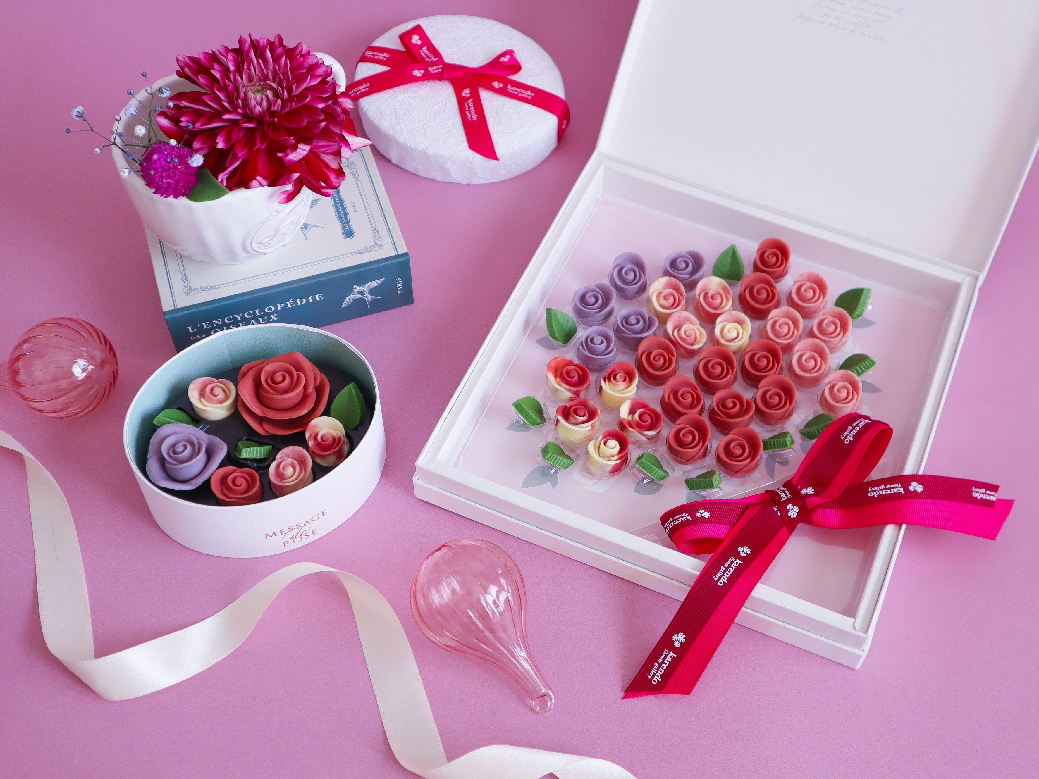 お花屋さんが作る、クリスマスを彩る”ダリア”カラーをイメージ