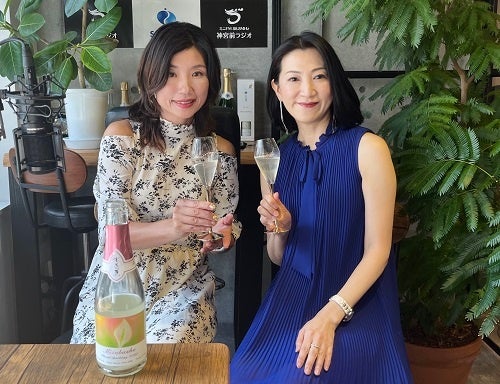 ▲左から 永井酒造株式会社取締役　永井松美、美容料理家　石松利佳子様