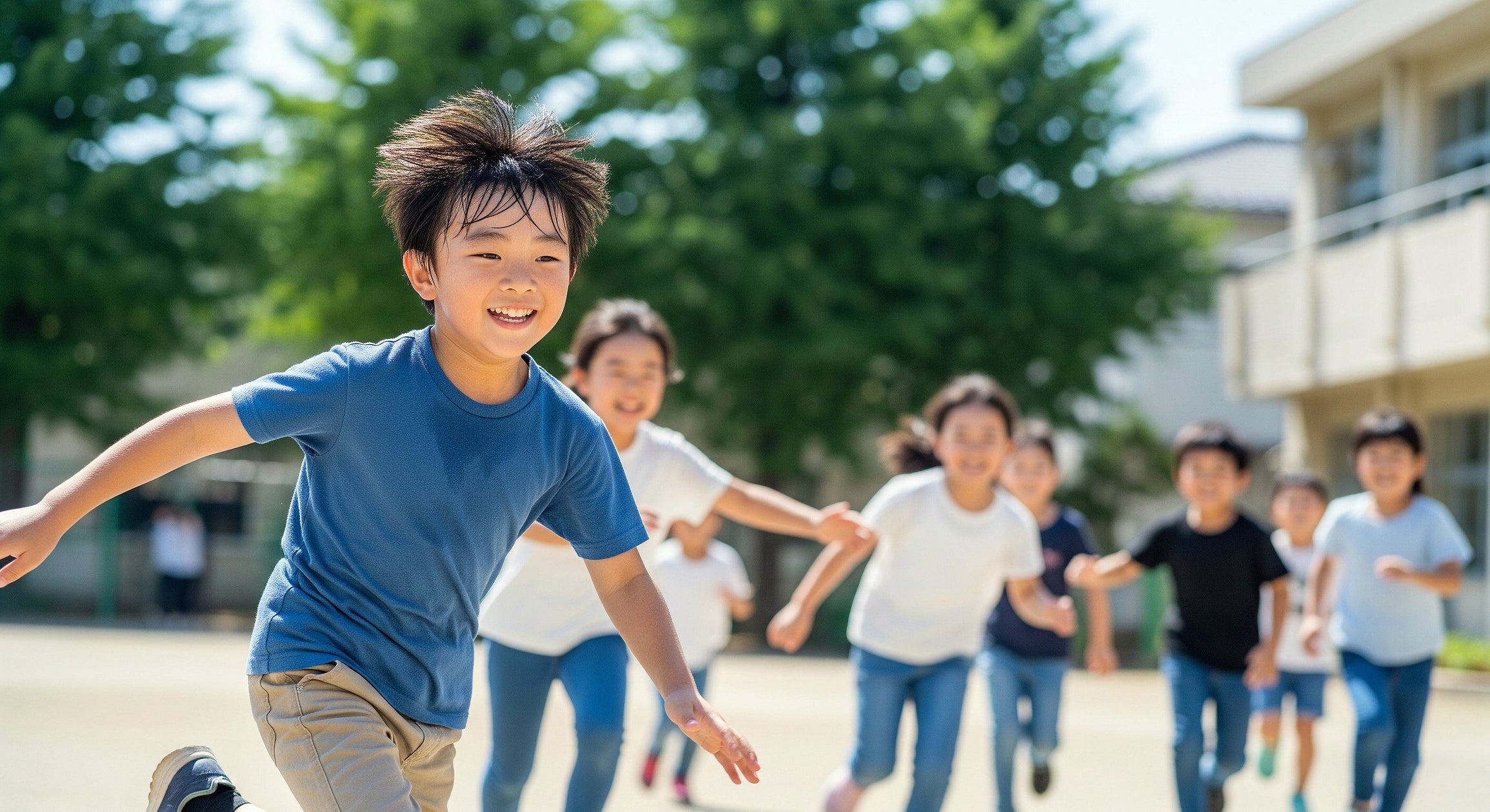 70-80% of elementary school students lack physical activity year-round. In summer, "heat" is the biggest reason for inactivity.