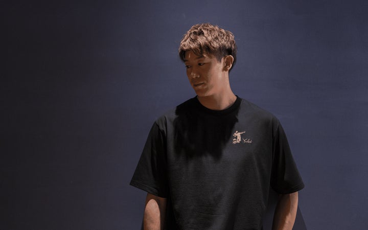 プロバレーボールプレイヤー石川祐希選手が自らデザインを監修 プロバレーボールプレイヤー石川祐希選手が自らデザインを監修