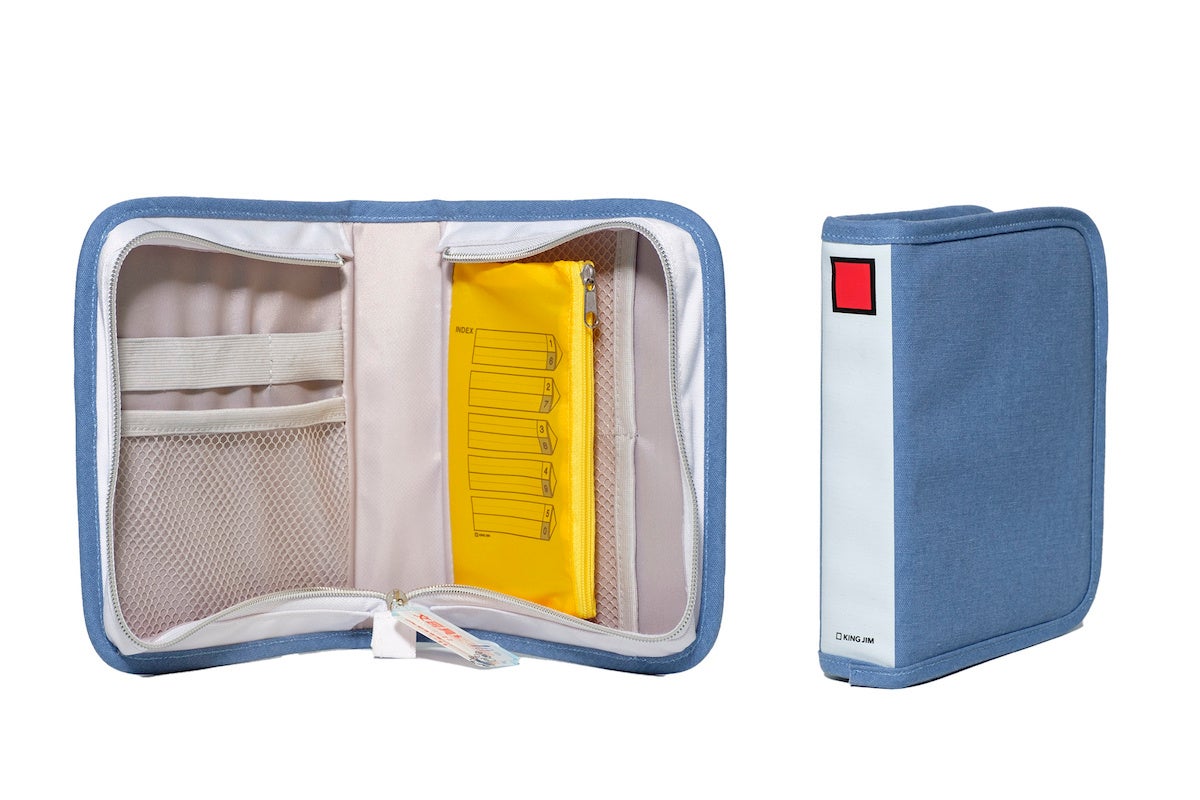 「立つ！ キングファイルポーチ」の外観と内部。（写真はサンプルです。製品版は細部の仕様が変更となる可能性があります。）