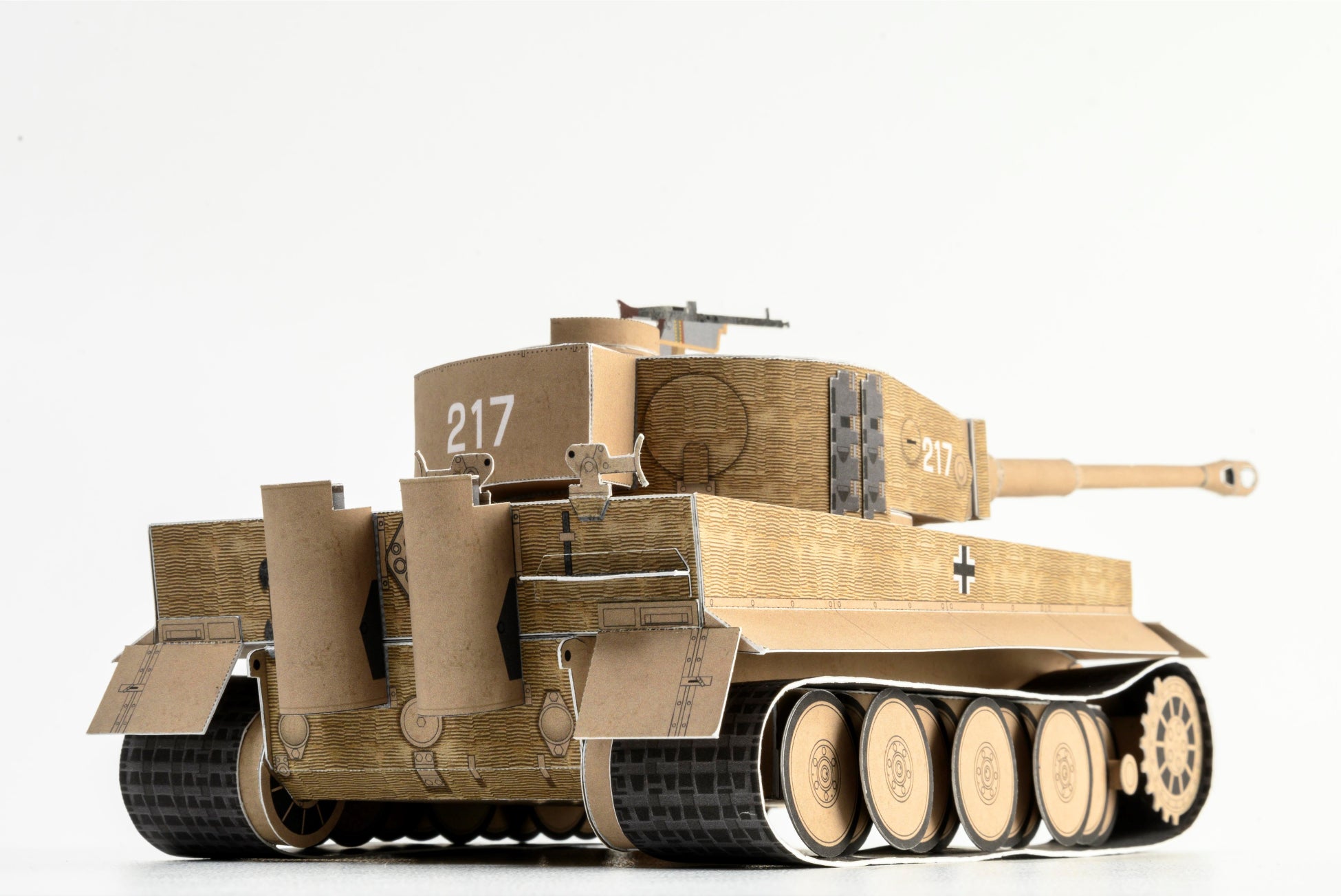 これ本当にペーパークラフト 歴史群像 30周年特別付録の タイガー戦車 がスゴすぎる 株式会社ワン パブリッシングのプレスリリース これ本当にペーパークラフト 歴史群像 30周年特別付録の タイガー戦車 がスゴすぎる 株式会社ワン パブリッシングのプレスリリース