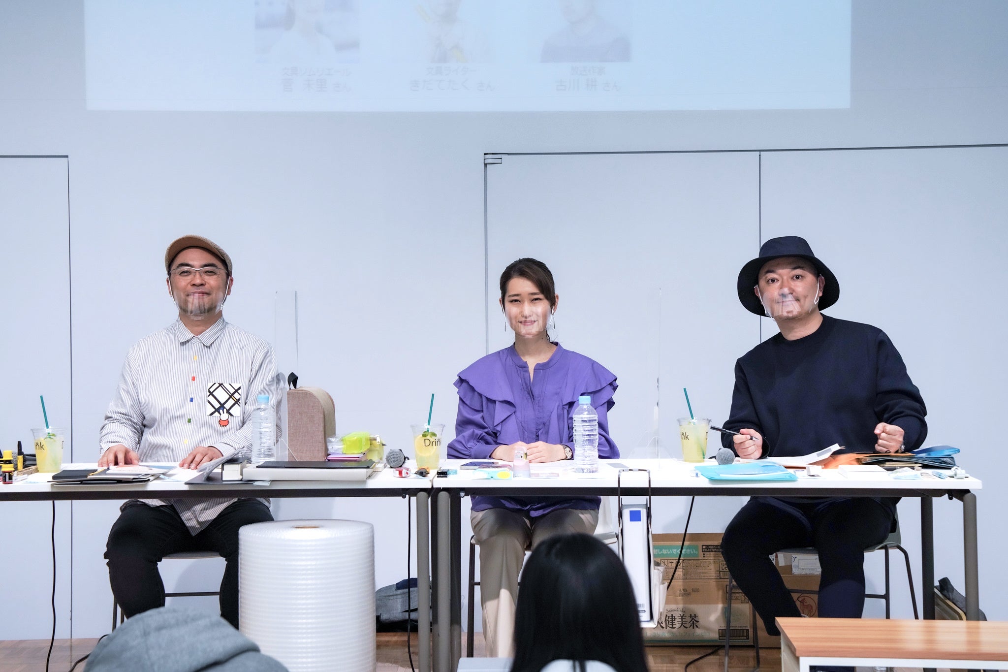 文房具総選挙2022の投票イベントに集結した選考委員の3名。