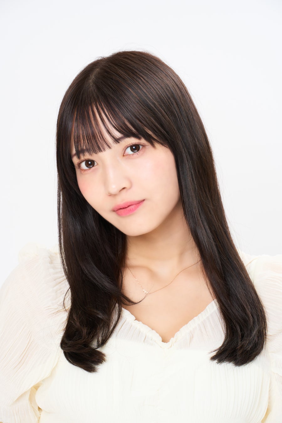 黒嵜菜々子