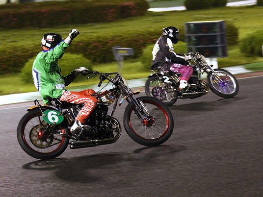 【5/29開催】HUB上野店でオートレース観戦イベント「AUTO RACE NIGHT by チャリ・ロト×JKA」開催決定!鬼越トマホークのトークショーも 【5/29開催】HUB上野店でオートレース観戦イベント「AUTO RACE NIGHT by チャリ・ロト×JKA」開催決定!鬼越トマホークのトークショーも