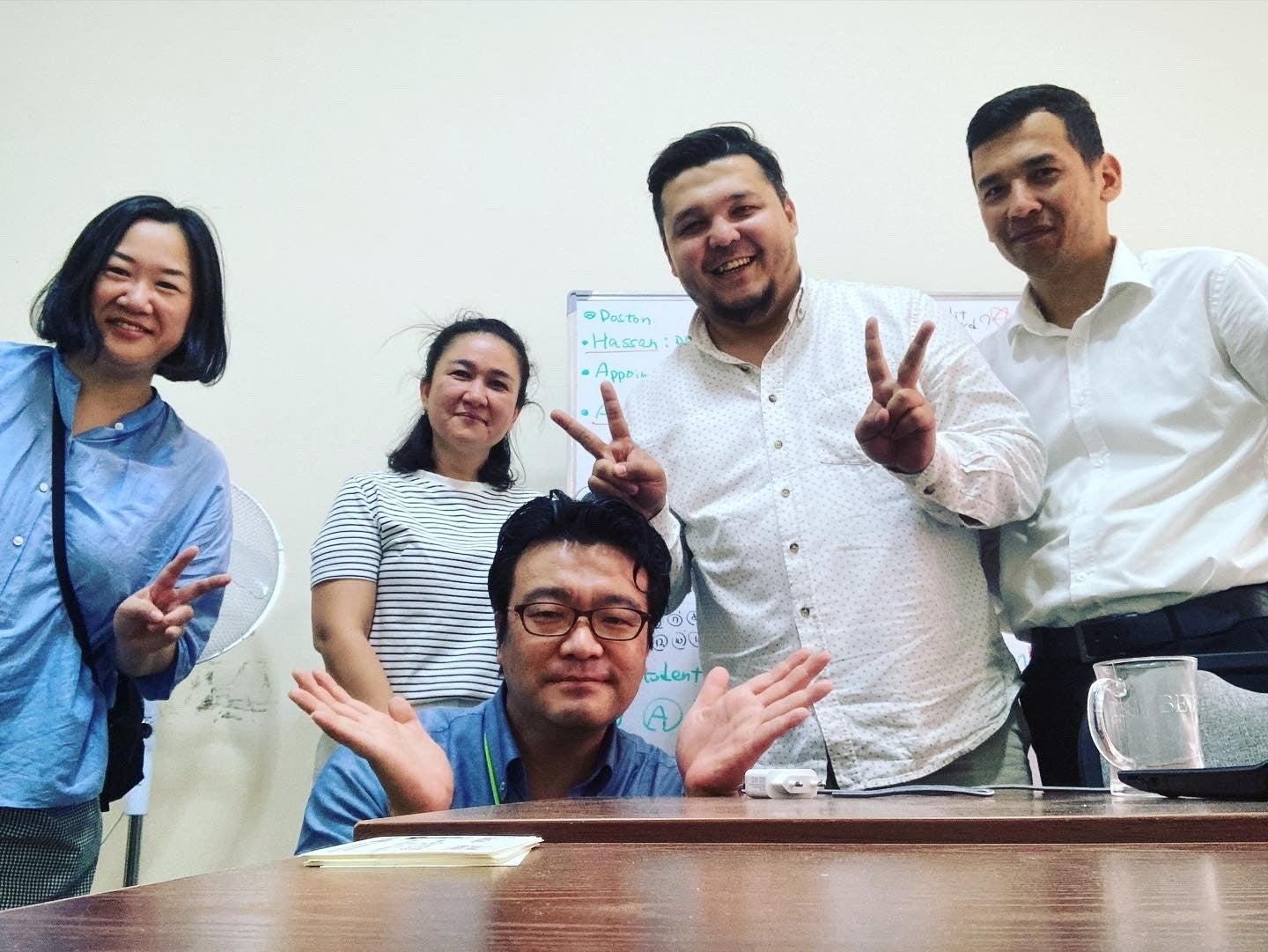 日本人スタッフと現地スタッフ