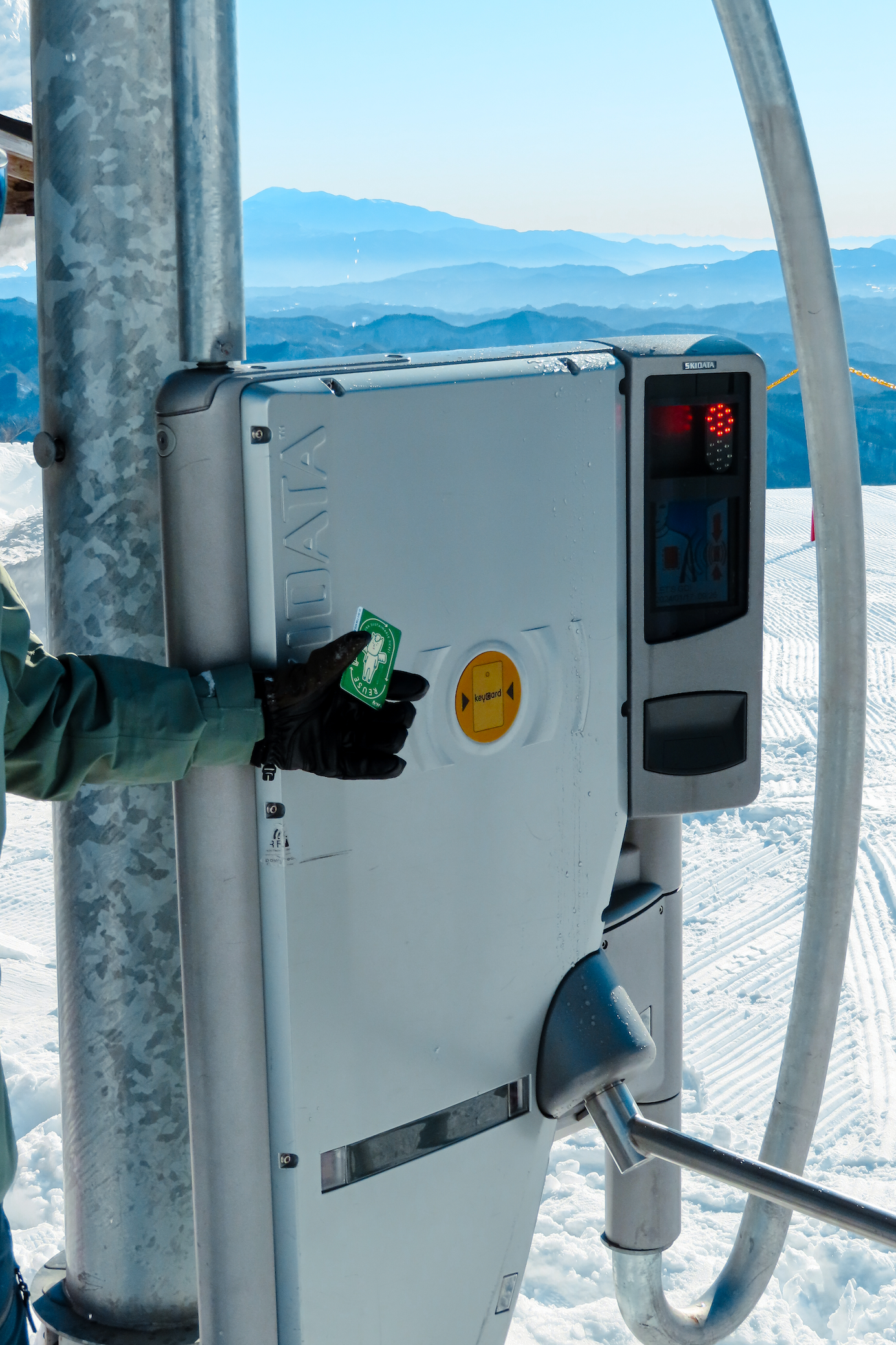 サステナ商品第1弾「ハクバ・カード」