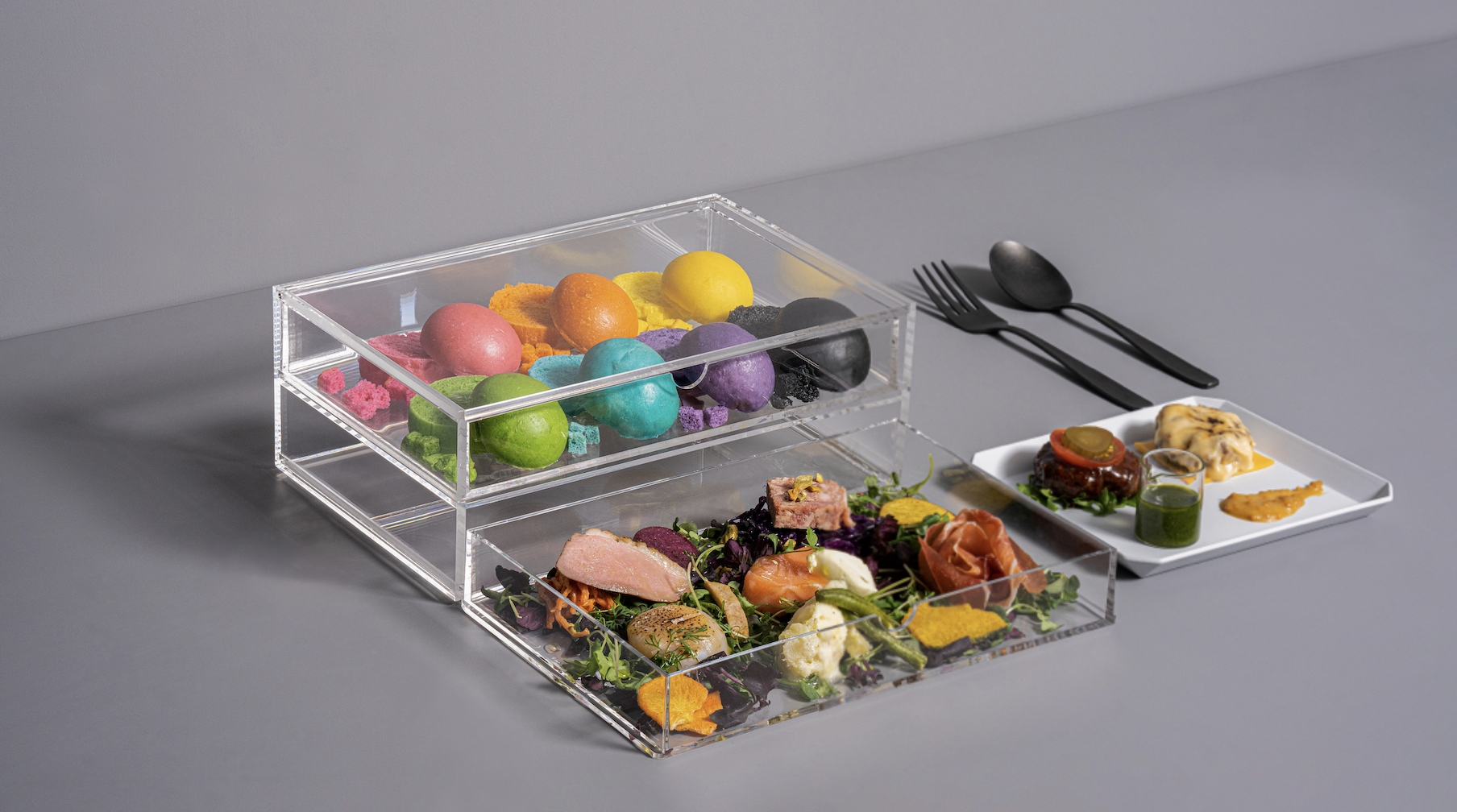 植物由来のカラフルバンズがSNSでも話題！「BUBBLES BURGER (バブルスバーガー)」が、フランチャイズ展開を視野に入れたPOP