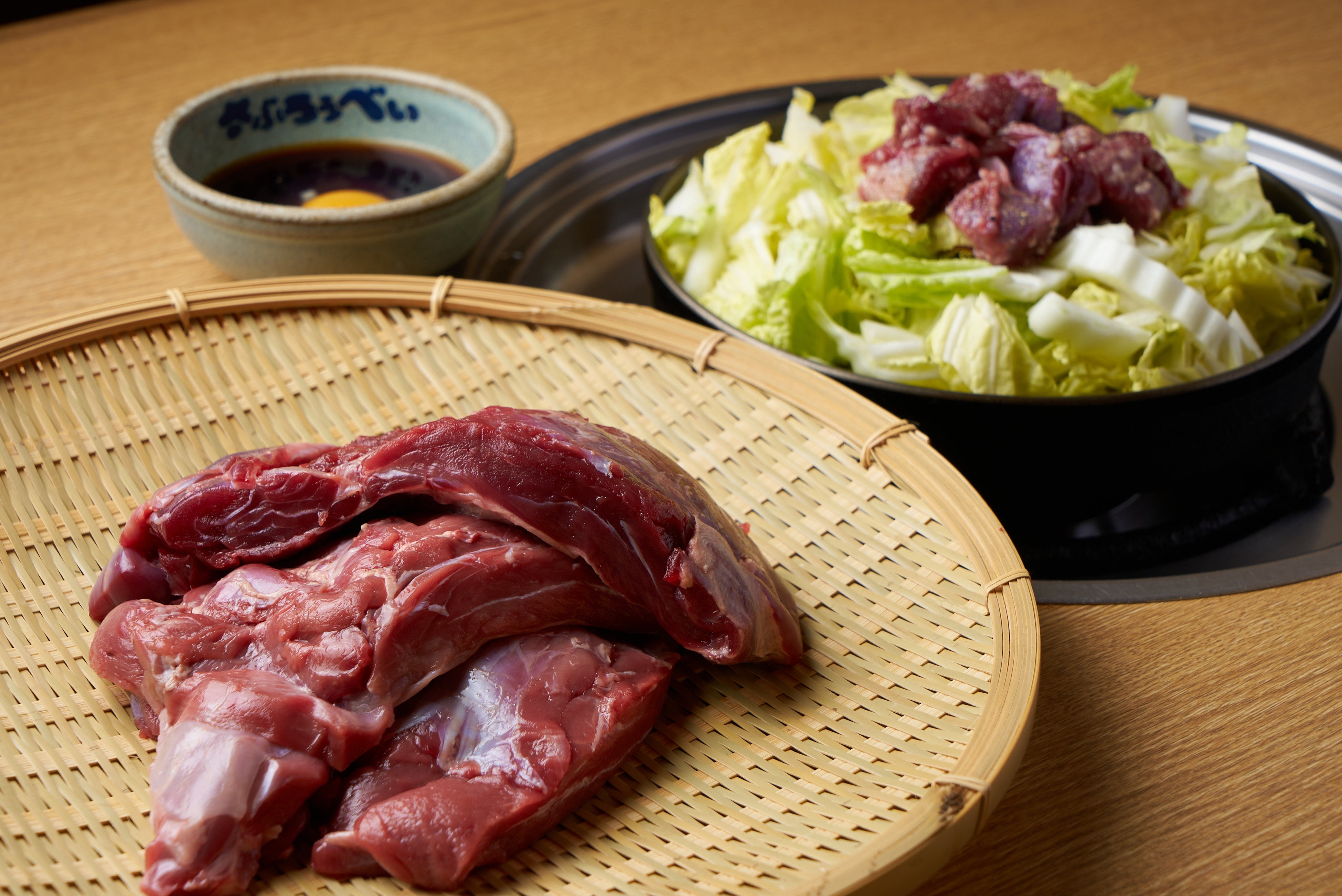 加賀の國 仔イノシシの塩麴漬け × 白菜鍋：1380円(税込)