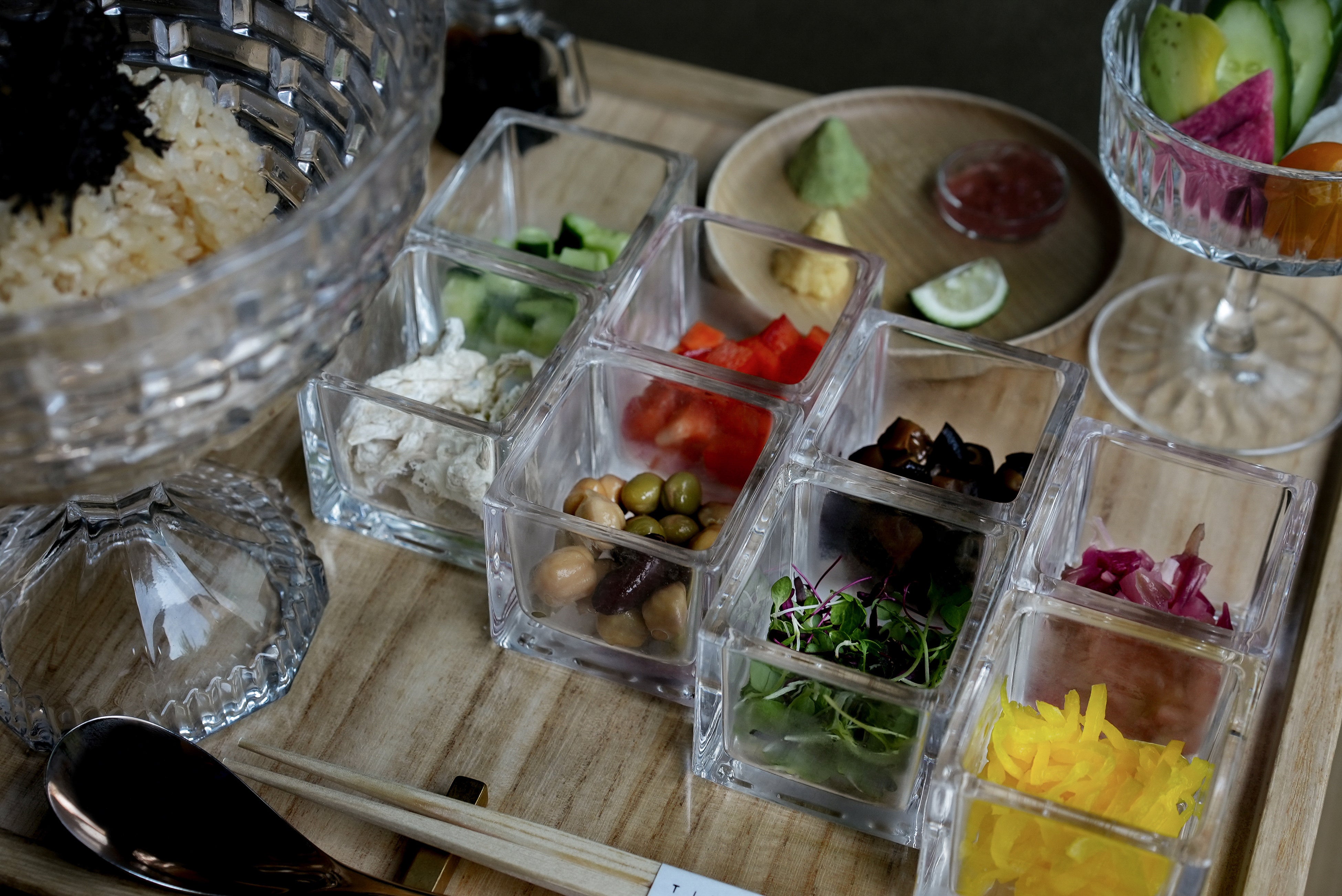 金沢薬味精進丼　8種のネタ：¥3,300(税込)