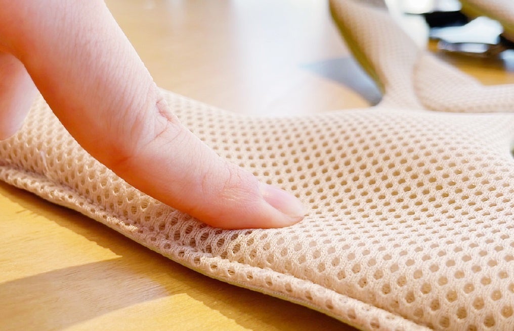 ポイント④ 柔らかく肌に優しい通気性クッション素材