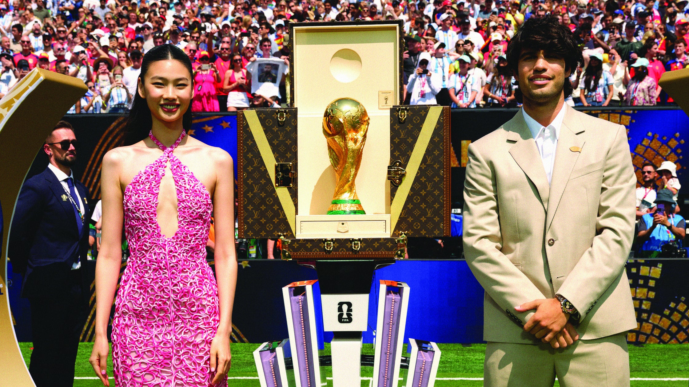ルイ・ヴィトンのレガシー:FIFAワールドカップ2026™決勝戦を彩る、トロフィー・トランクの輝き