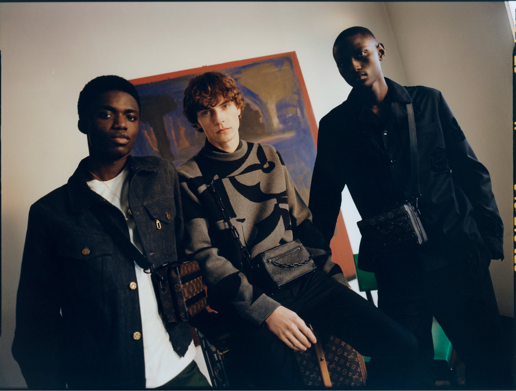 左:ハンドル・ソフトトランク ¥400,400、中:ミニ・ソフトトランク¥510,400、右:ハンドル・ソフトトランク ¥448,800