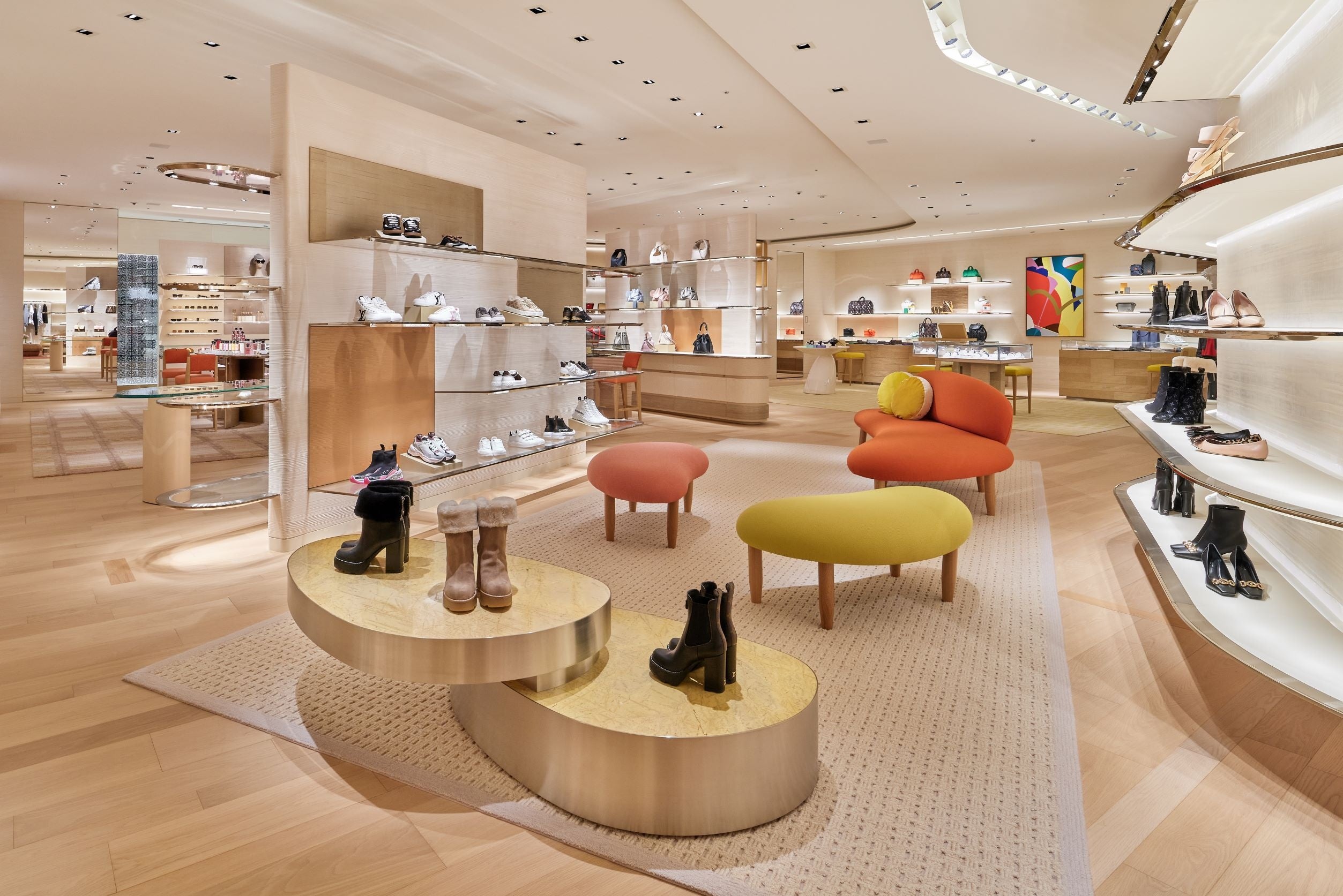 ⒸLOUIS VUITTON, DAICI ANO