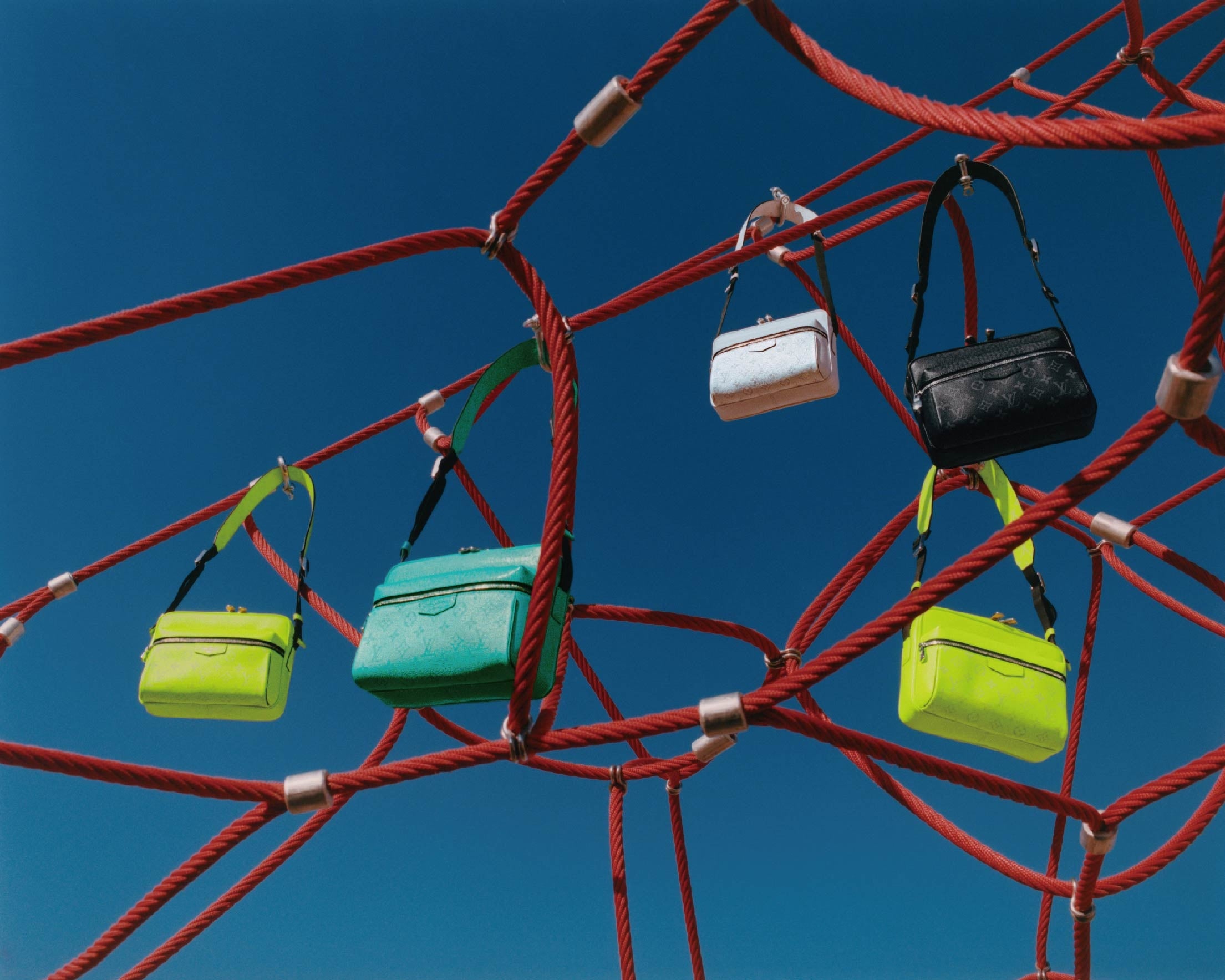 ルイ·ヴィトン】人気のレザーグッズ·コレクション「タイガラマ」に新作