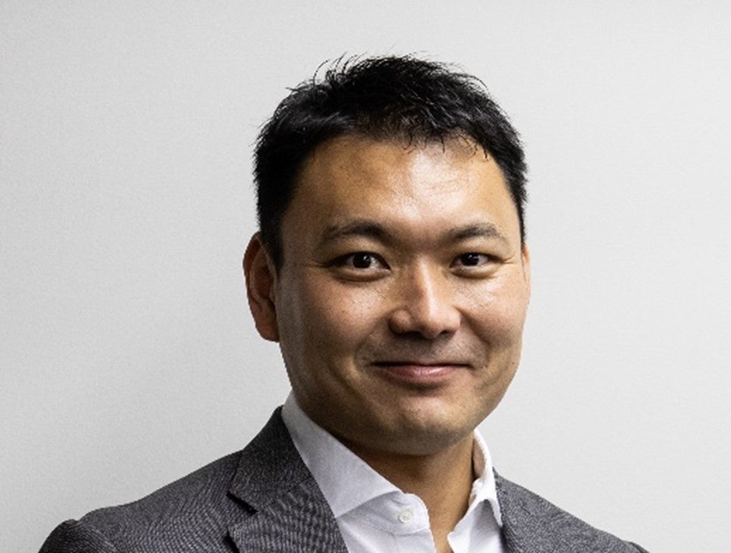 東京外国語大学を卒業後、三井物産株式会社 モビリティ本部にて、製造業・物流業・金融事業など多くの事業開発案件で企画・開発、マーケティングを主導。2019年に当社設立。