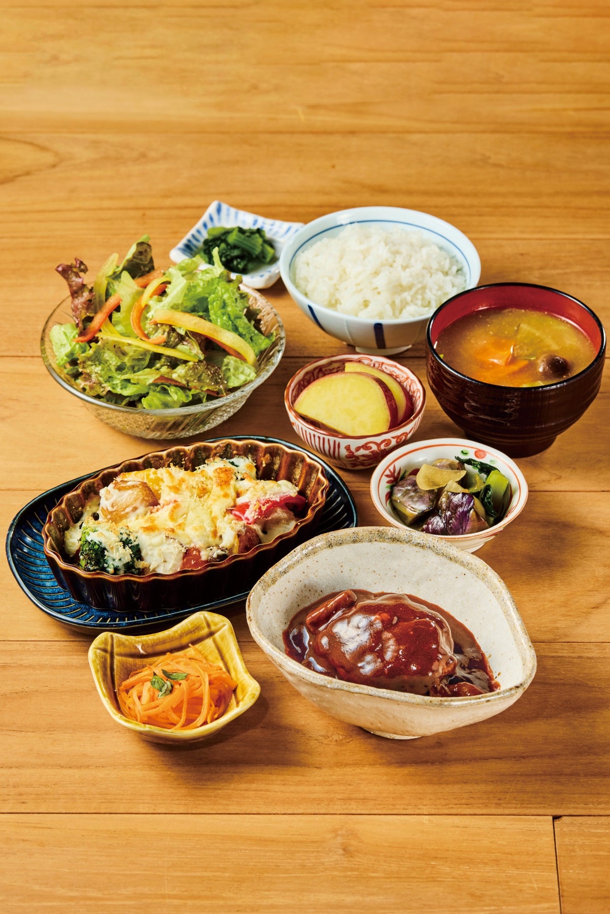 銀座三越で味わう「ごちそう定食」と金魚アート みのる食堂×アートアクアリウム美術館の平日ランチプラン