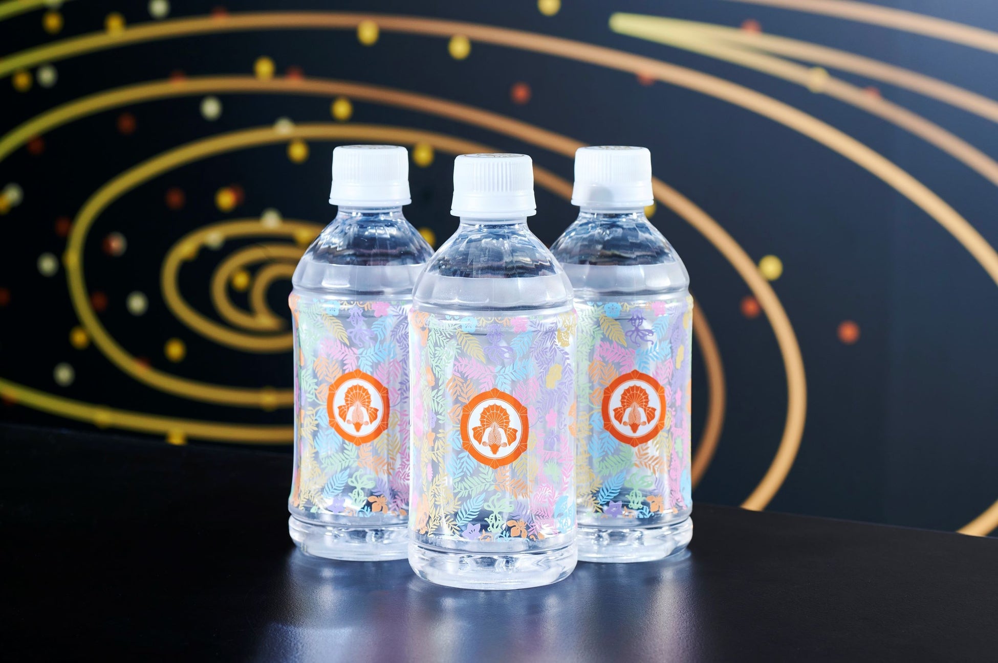 オリジナルミネラルウォーターをプレゼント