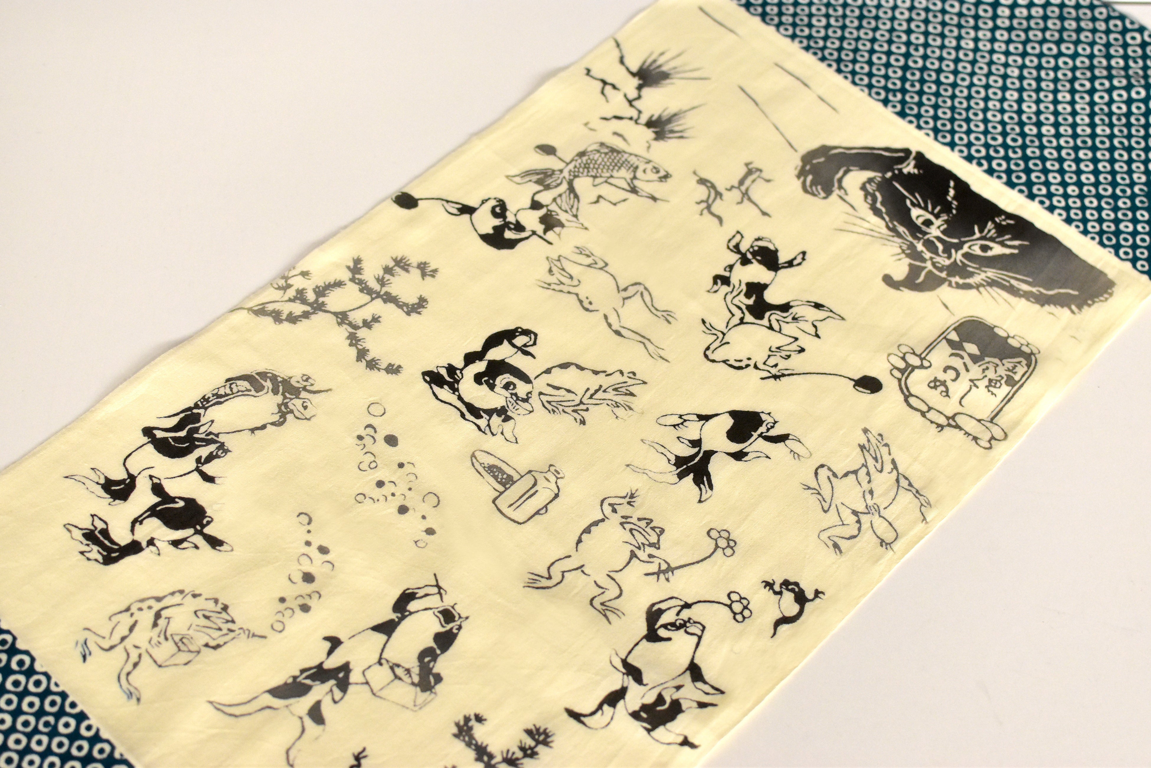 「てぬぐい　金魚づくし」