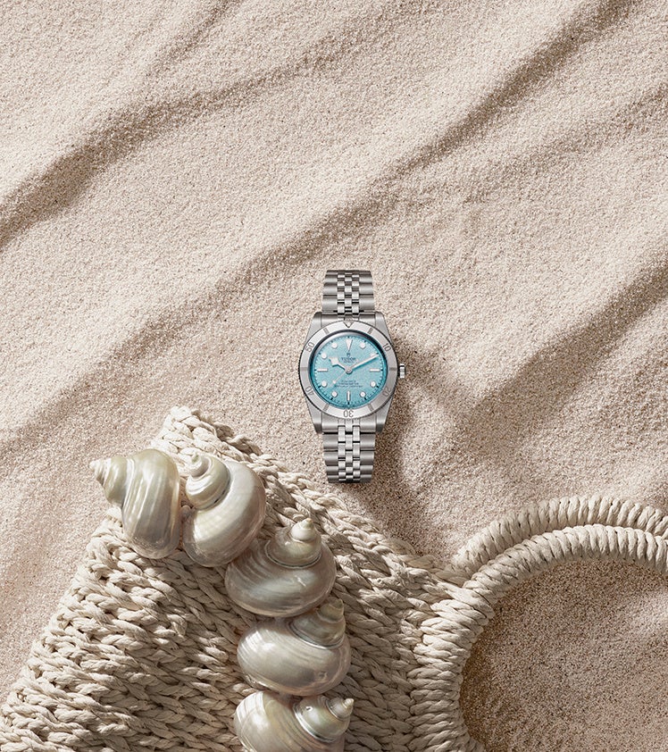 スイスの腕時計ブランド TUDORが 南国の海を思わせるダイアルカラーが