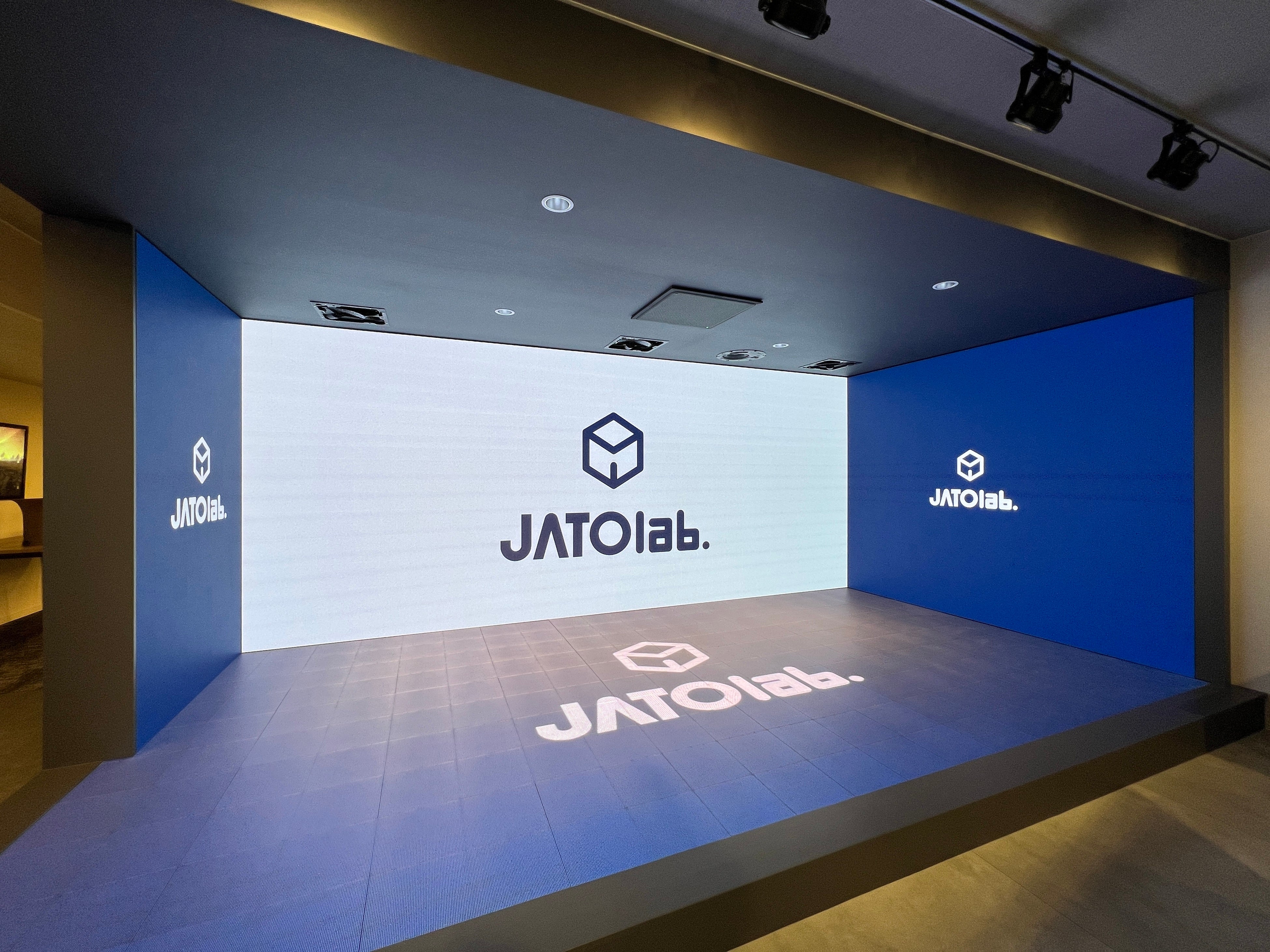 高精細大型LEDビジョン