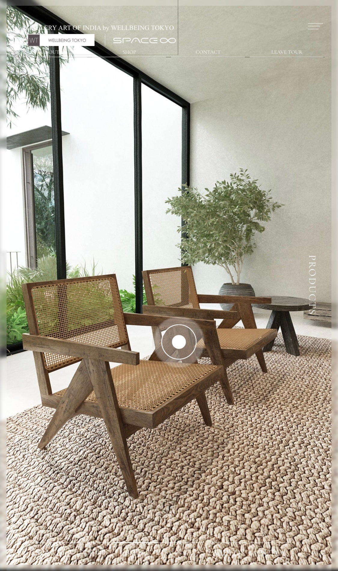 白い〇をclickすると商品のポップアップがでる（スマートフォン版の見え方①）