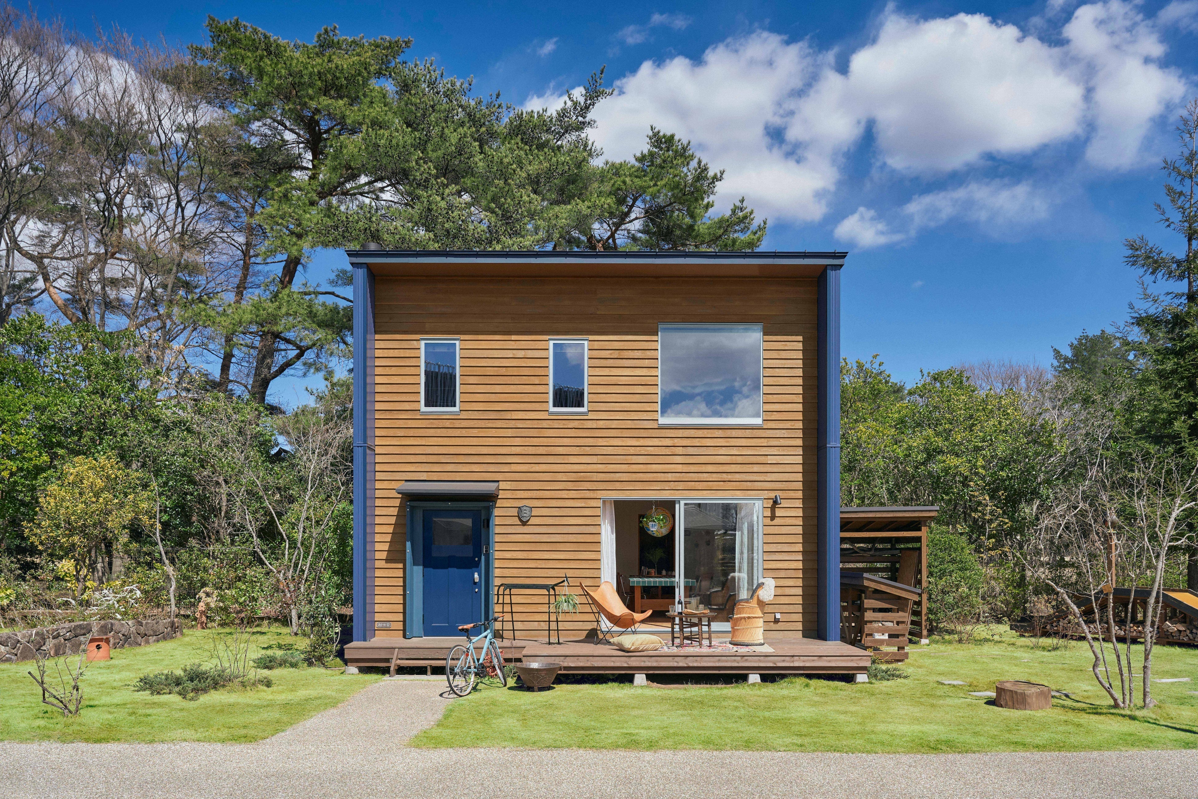 「NAKED」ネイキッド 　ありのままキホン顔