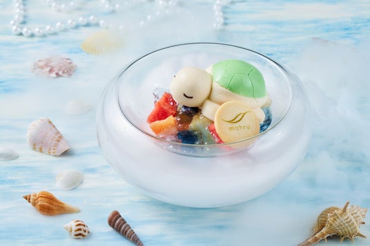 【ヒルトン沖縄北谷リゾート】幸せを運ぶカメが北谷の海でひと休み。旅の途中で出会う一皿のスイーツを発売 【ヒルトン沖縄北谷リゾート】幸せを運ぶカメが北谷の海でひと休み。旅の途中で出会う一皿のスイーツを発売