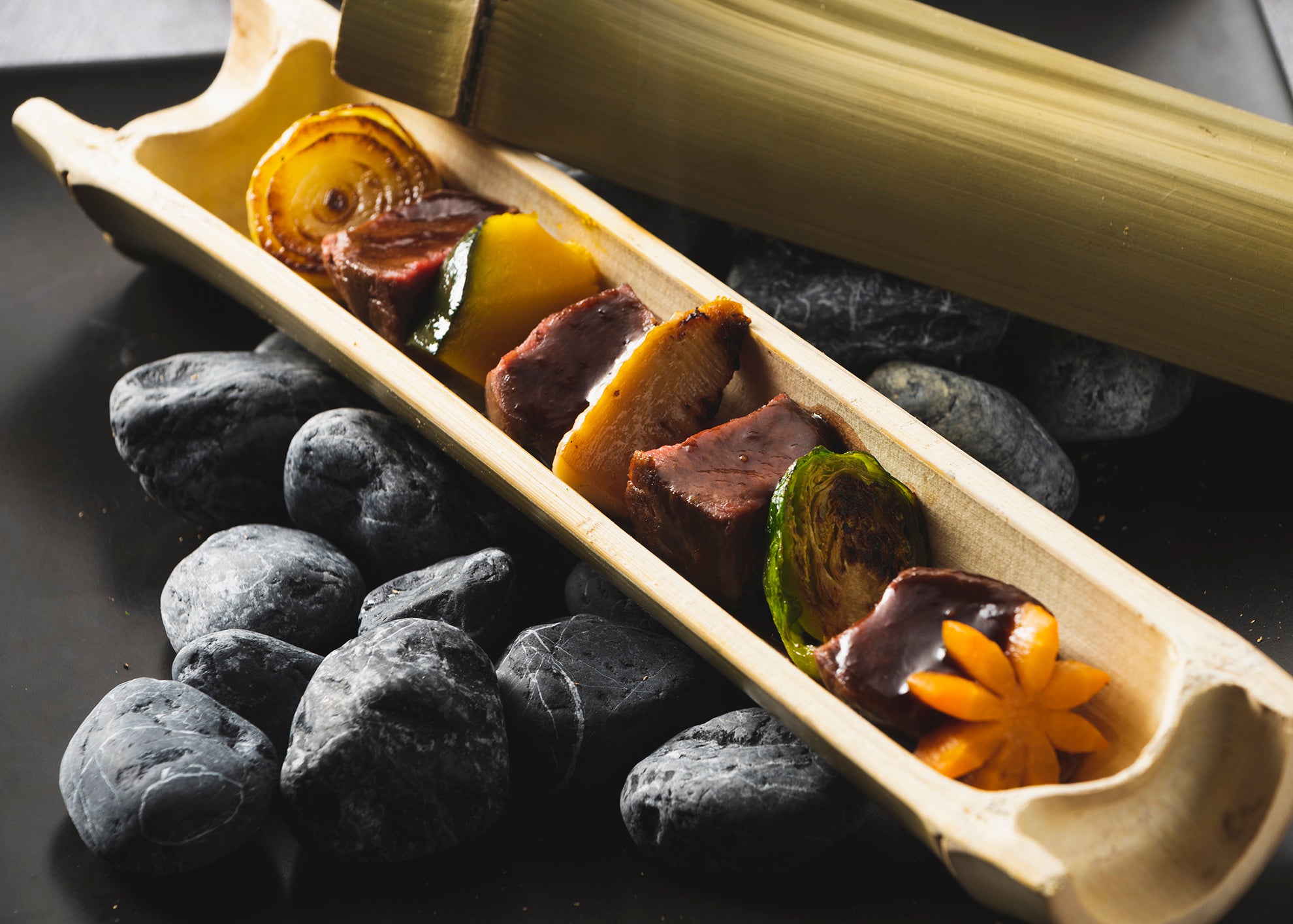 牛フィレ肉の瞬間スモーク