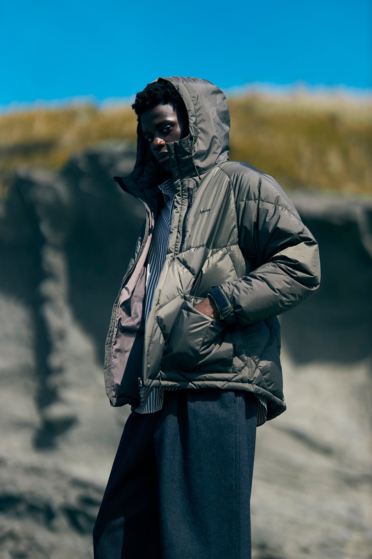 テラダウンケット☆新品、未使用☆ 異例の初タッグ！Saturdays NYC × NANGA！最高峰防水ダウン「オーロラ